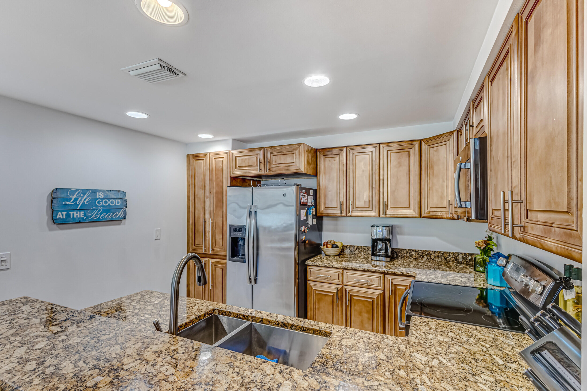 SEA COLONY CONDO - Residential Lease