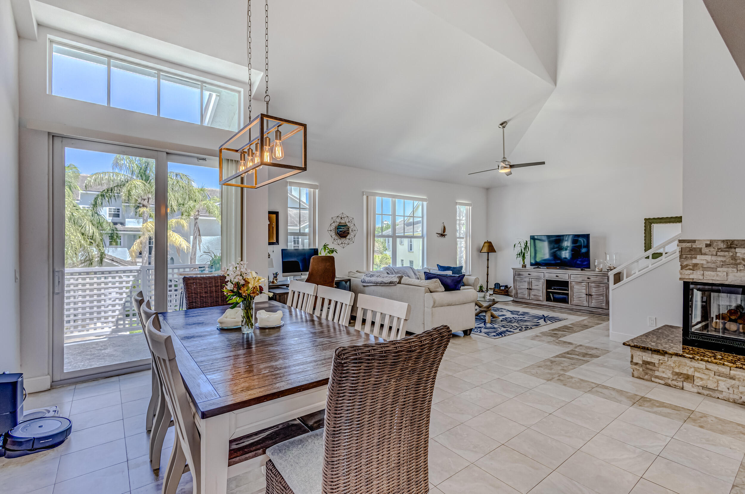 SEA COLONY CONDO - Residential Lease