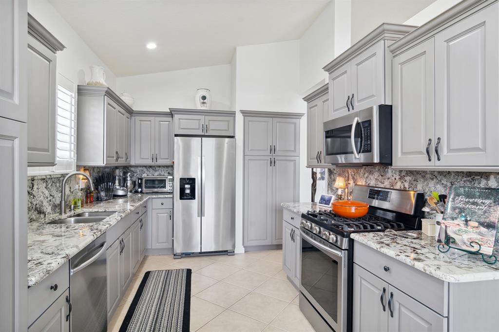 CASCADES AT ST LUCIE WEST PHASE 6 - Residential