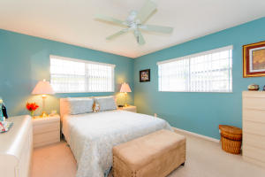 COUNTRY MANORS - Residential