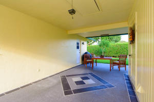 COUNTRY MANORS - Residential