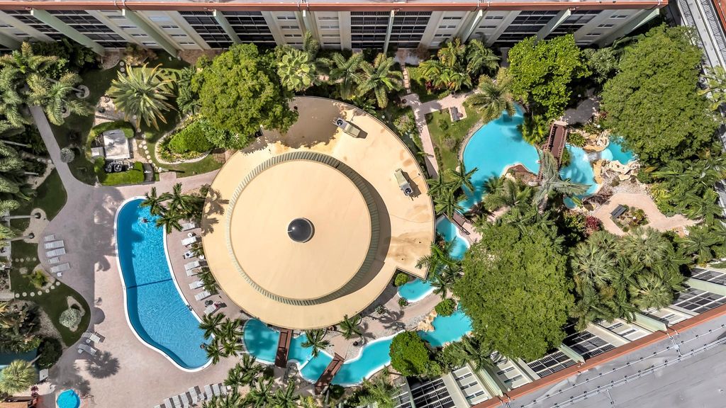 Photo of 5321 NE 24th Terrace #505A, Fort Lauderdale, FL 33308 (MLS # F10530598)