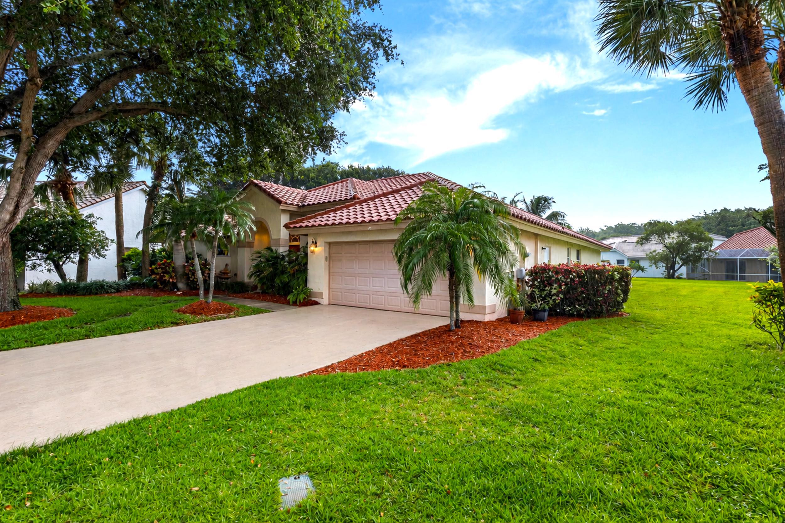 7607 Monclair Court