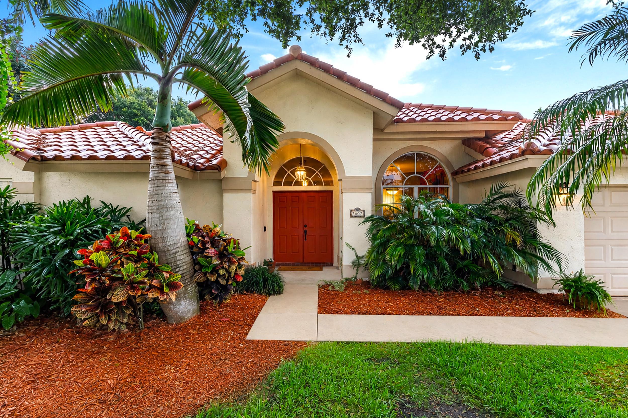 7607 Monclair Court