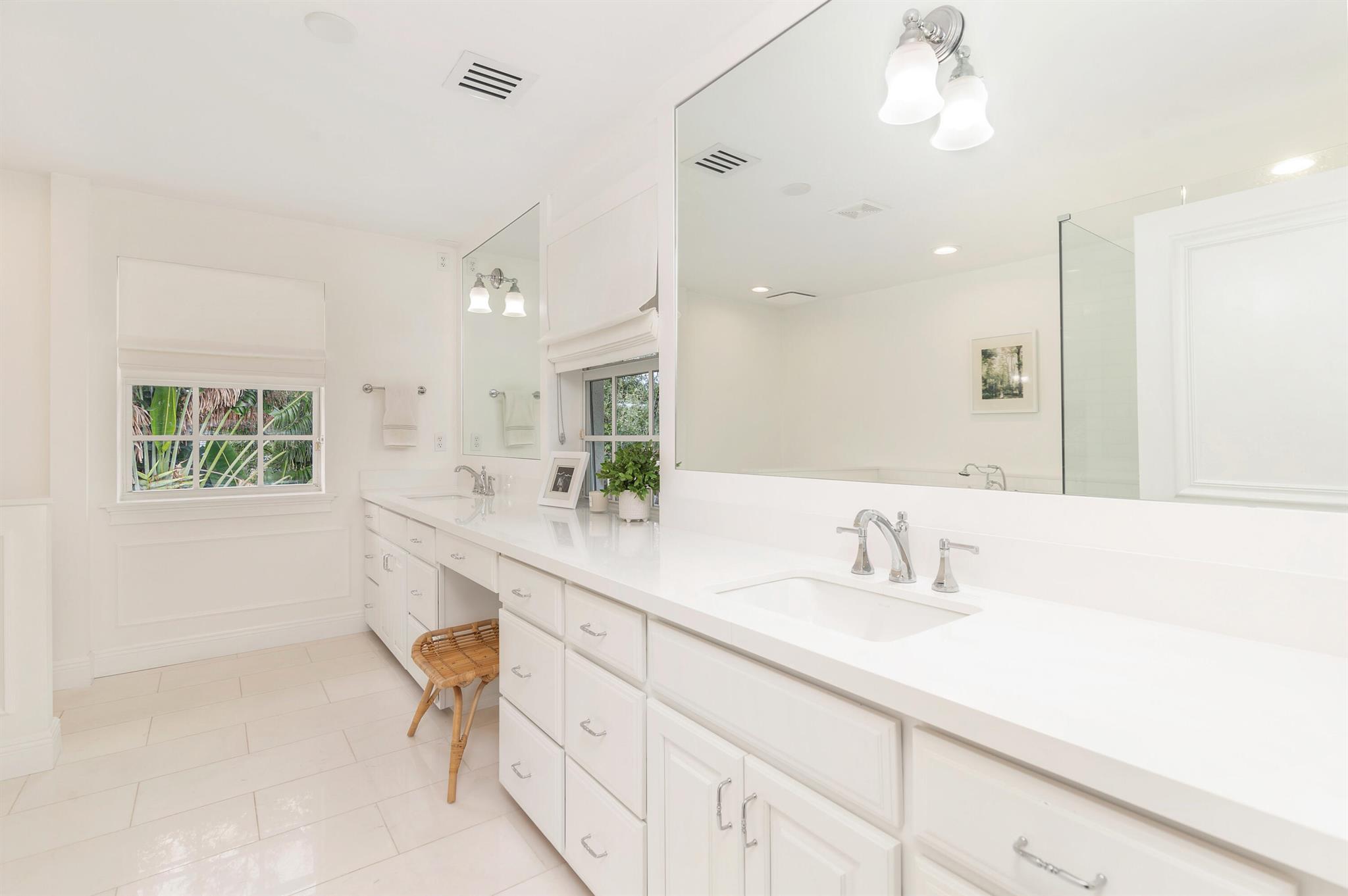 LITTLE RANCHES 1ST ADD - Residential