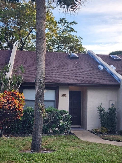 Tiny photo for 736 NW 47th Street #736, Deerfield Beach, FL 33064 (MLS # F10552020)
