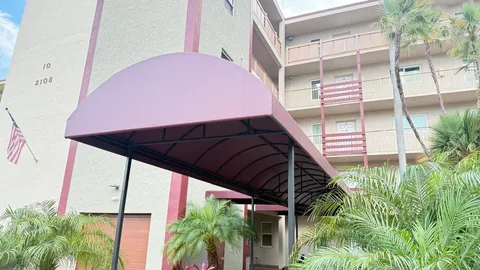2108 S Cypress Bend Dr Unit 306, Pompano Beach, FL MLS: F10504216
