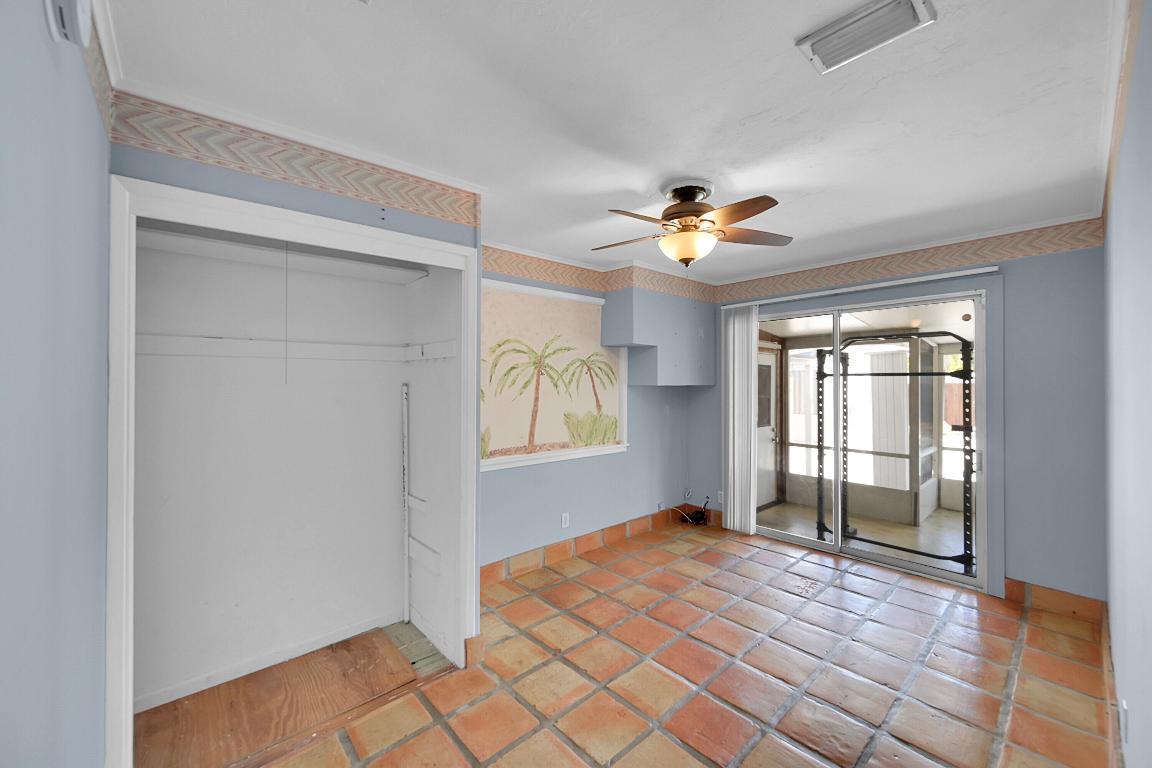 PINEWOOD PARK - Residential