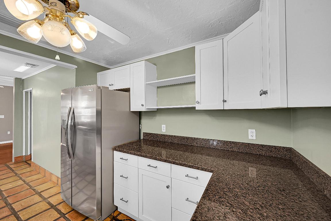 PINEWOOD PARK - Residential