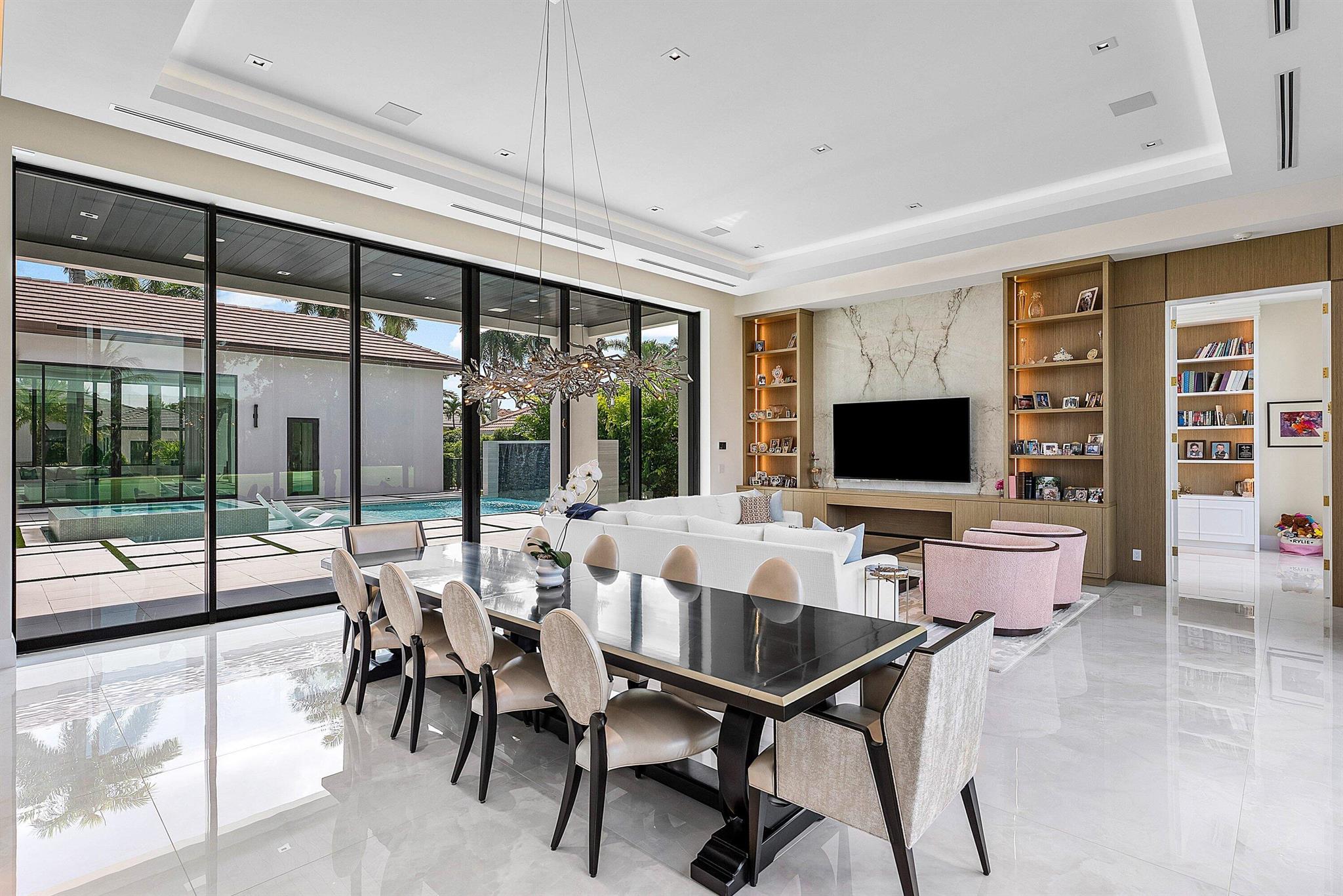 ST ANDREWS COUNTRY CLUB - Residential