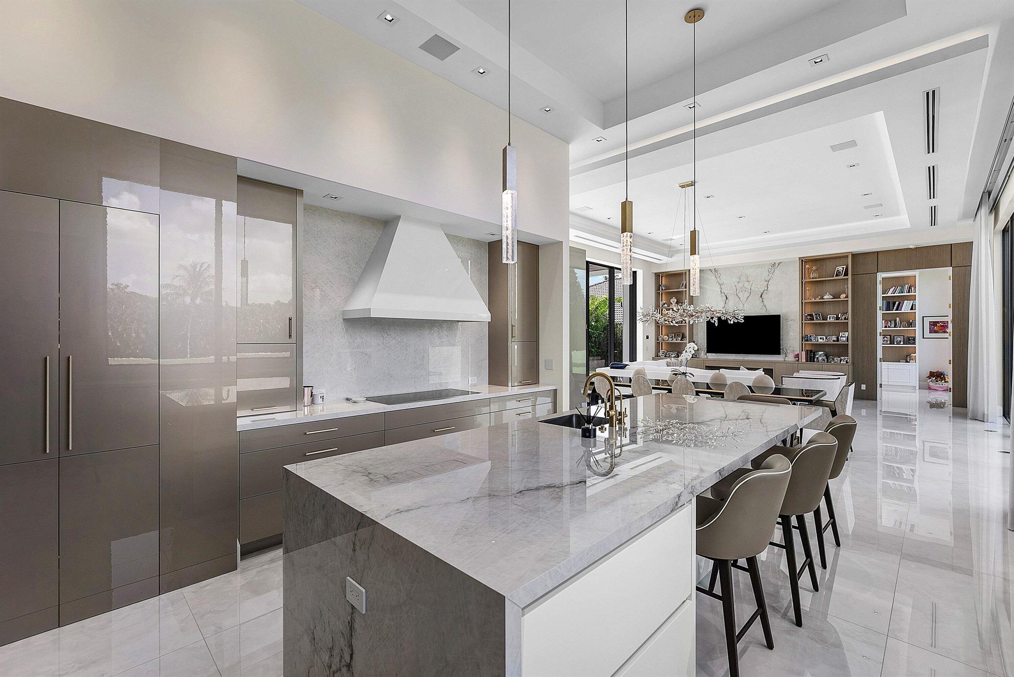 ST ANDREWS COUNTRY CLUB - Residential