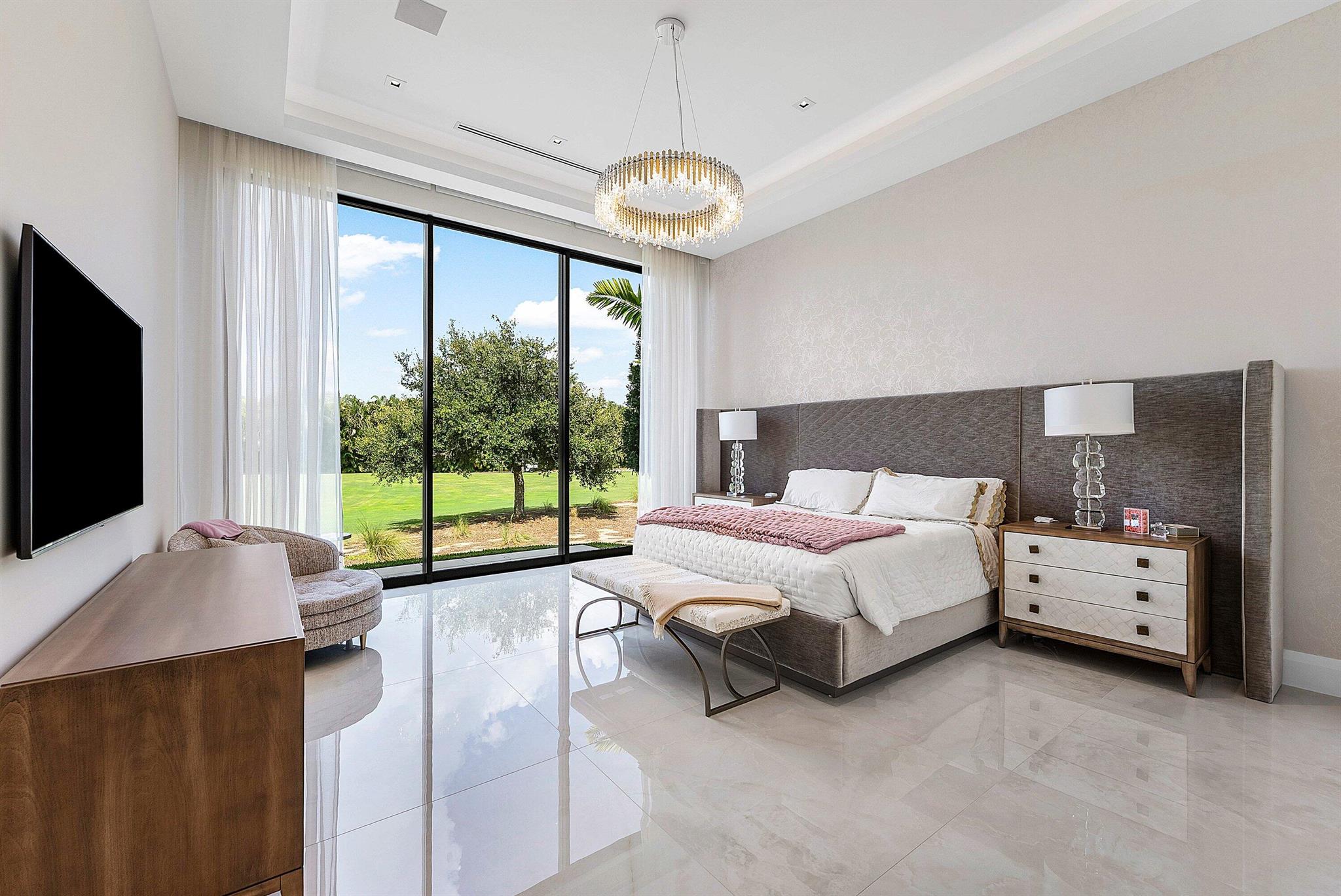 ST ANDREWS COUNTRY CLUB - Residential