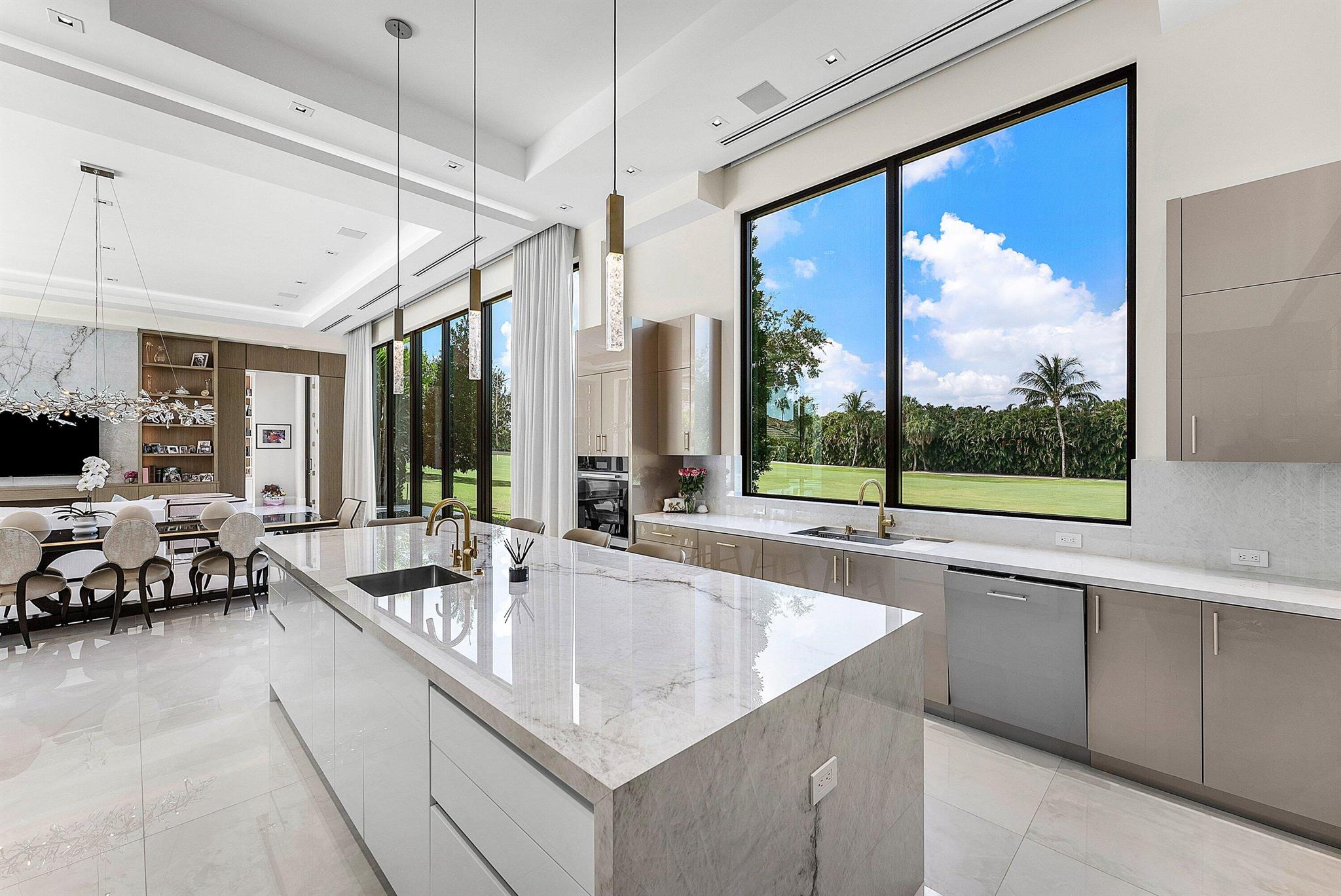 ST ANDREWS COUNTRY CLUB - Residential