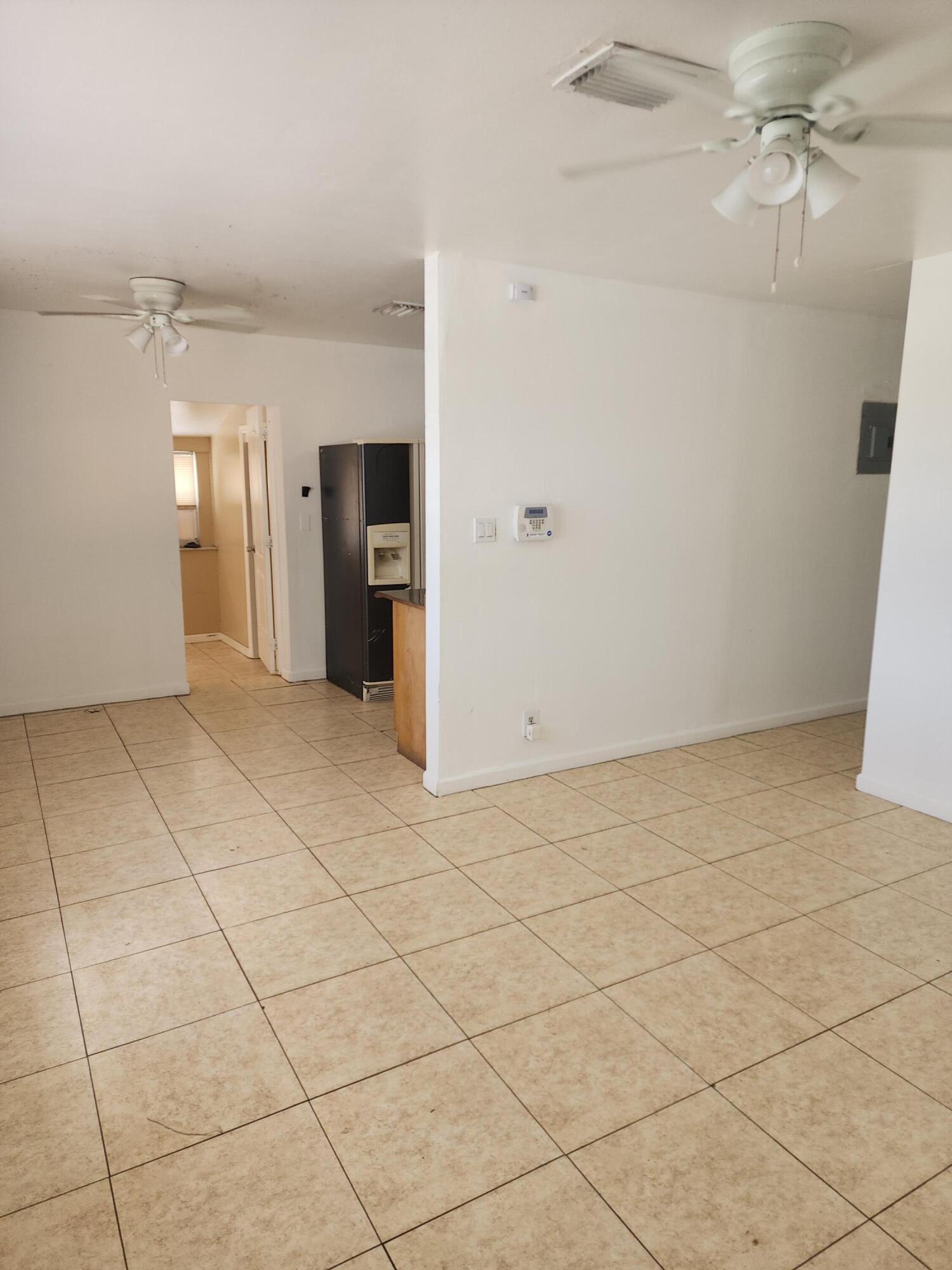 POMPANO PARK - Residential Lease