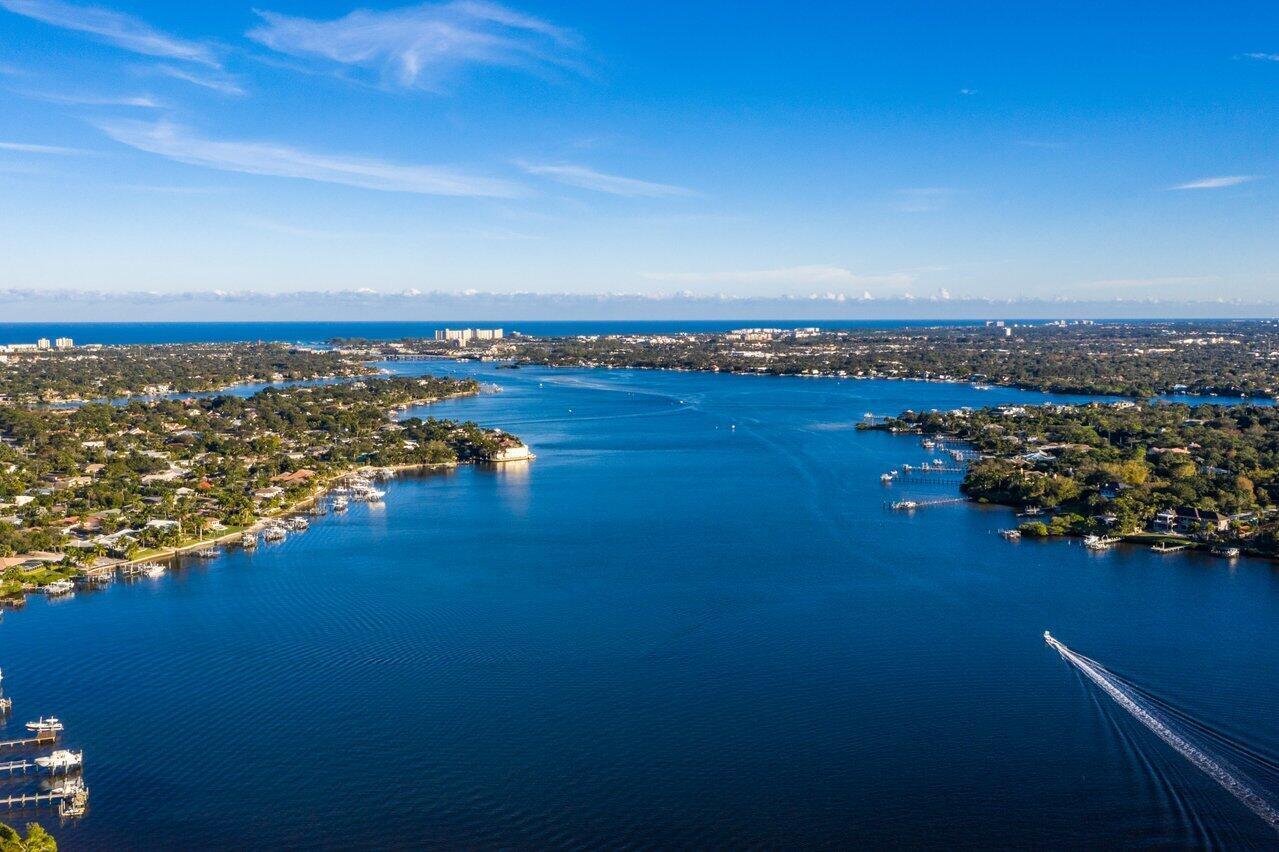 NORTH PALM BEACH HEIGHTS - Residential Lease