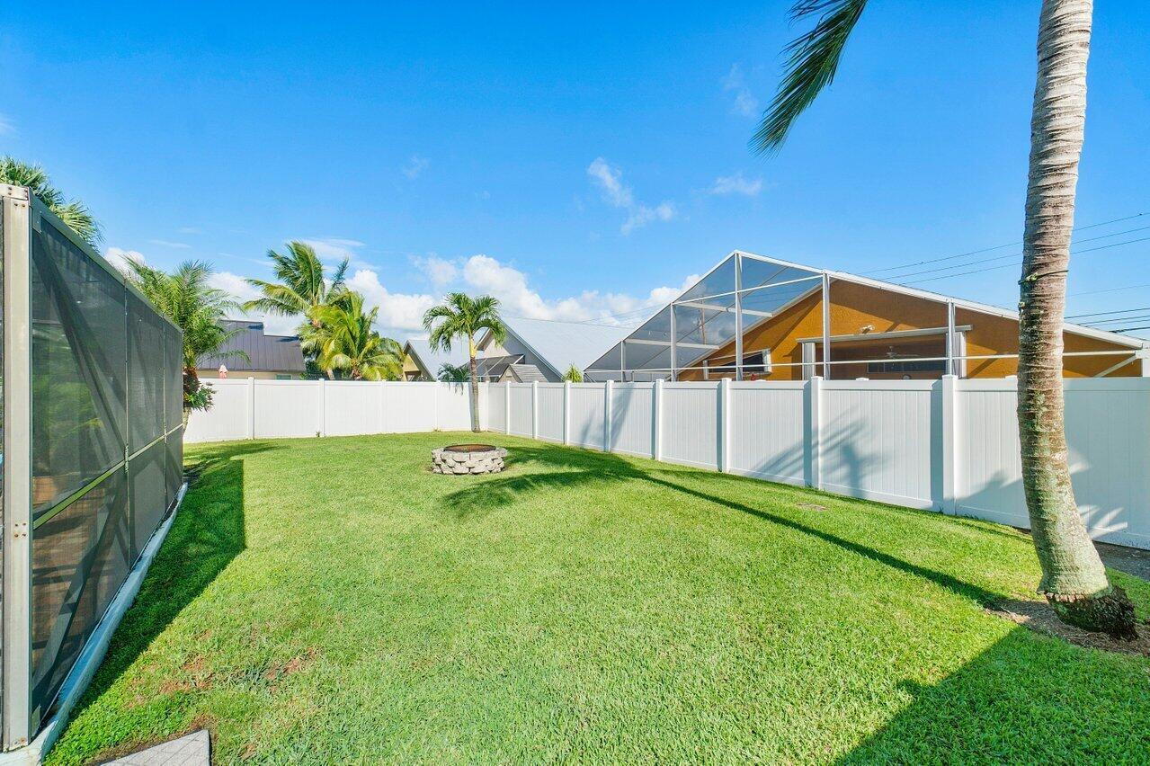 NORTH PALM BEACH HEIGHTS - Residential Lease