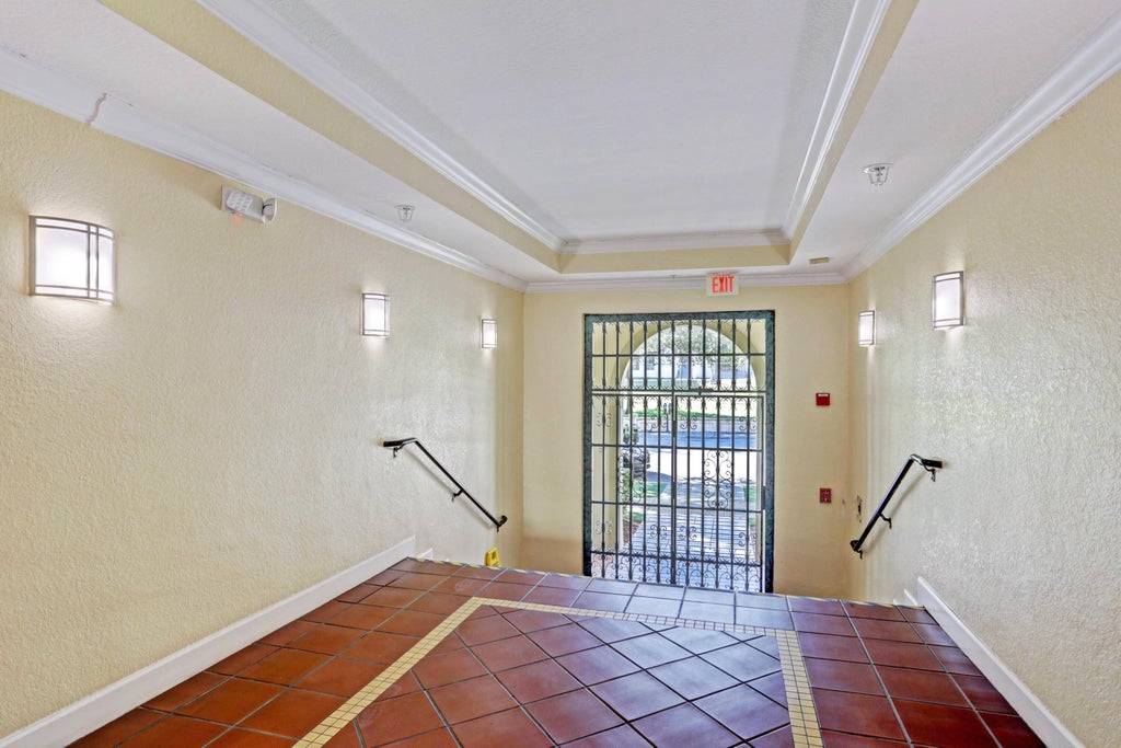 Photo of 630 S Sapodilla Avenue S #321, West Palm Beach, FL 33401 (MLS # B26054384)