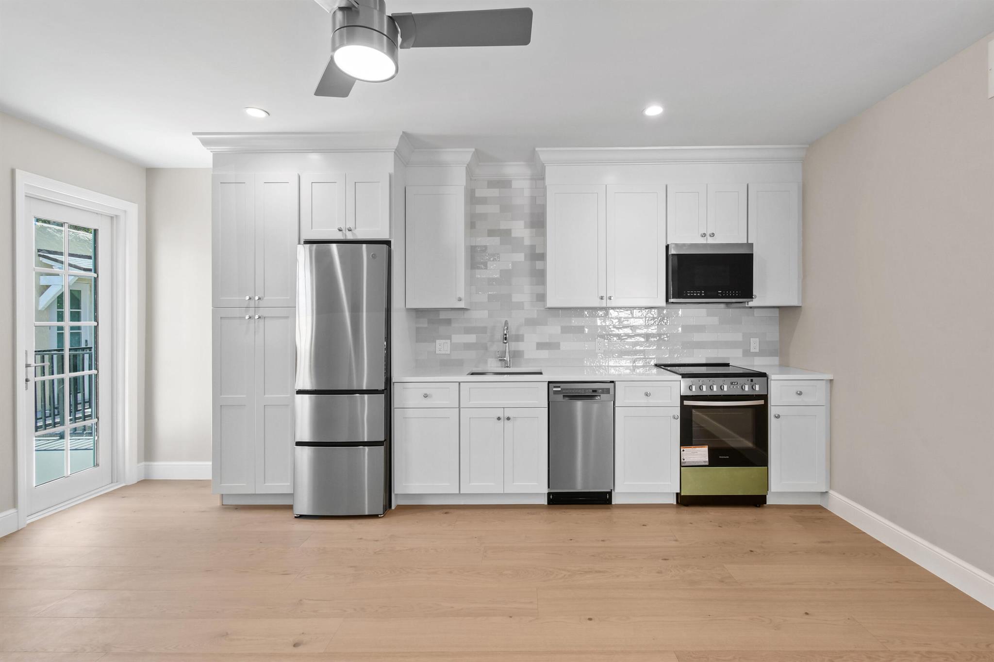 JEANETTE COURT - Commercial Sale