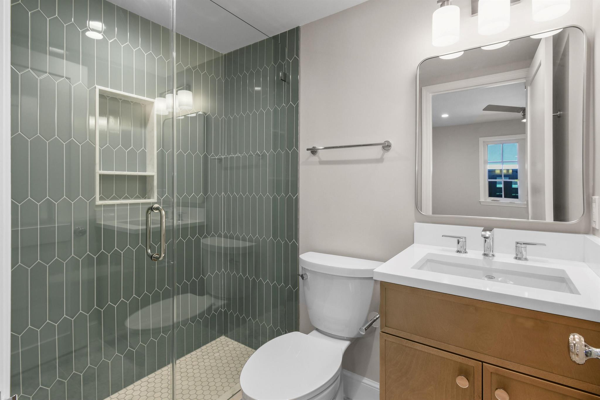 JEANETTE COURT - Commercial Sale