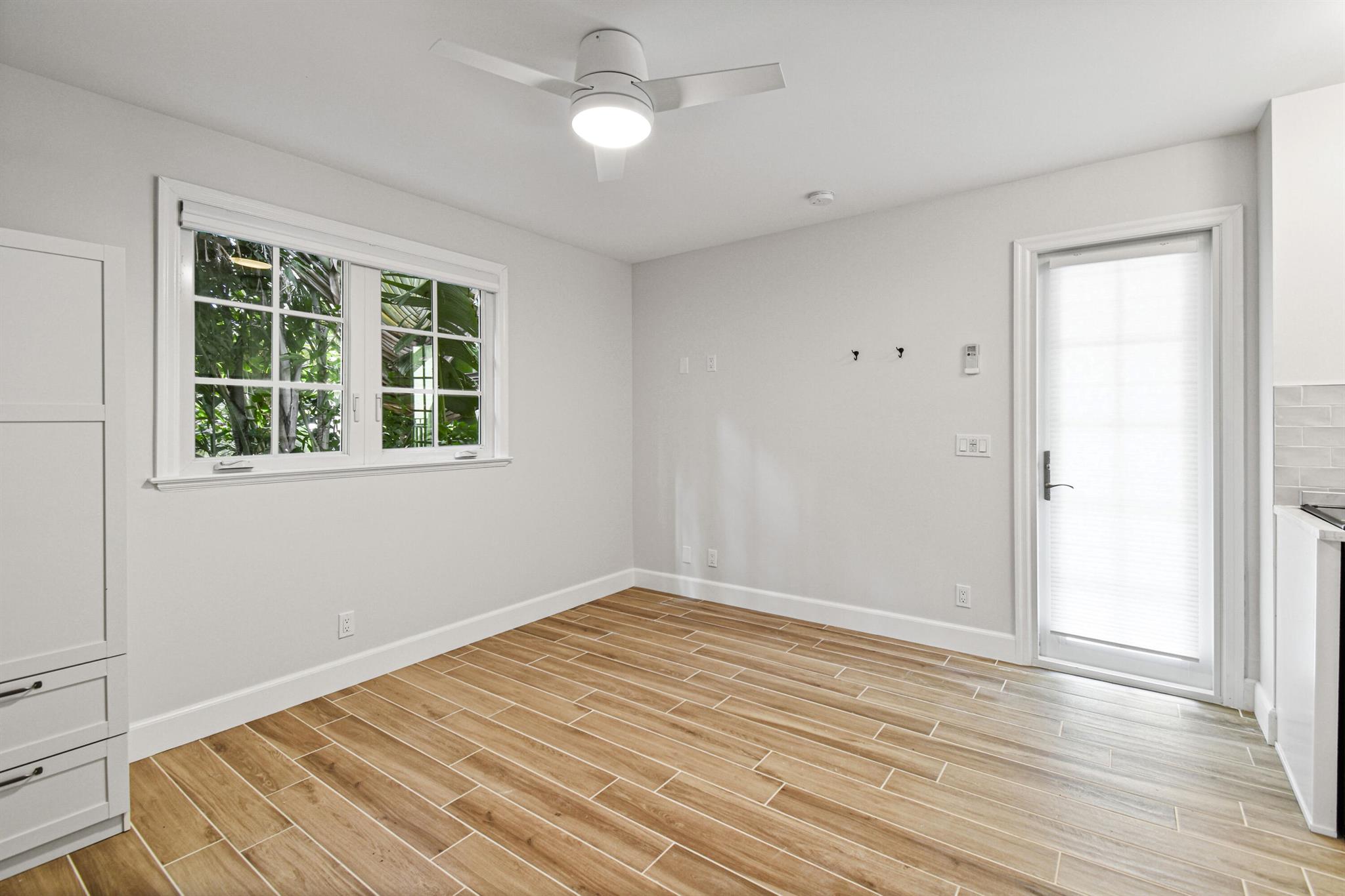 JEANETTE COURT - Commercial Sale