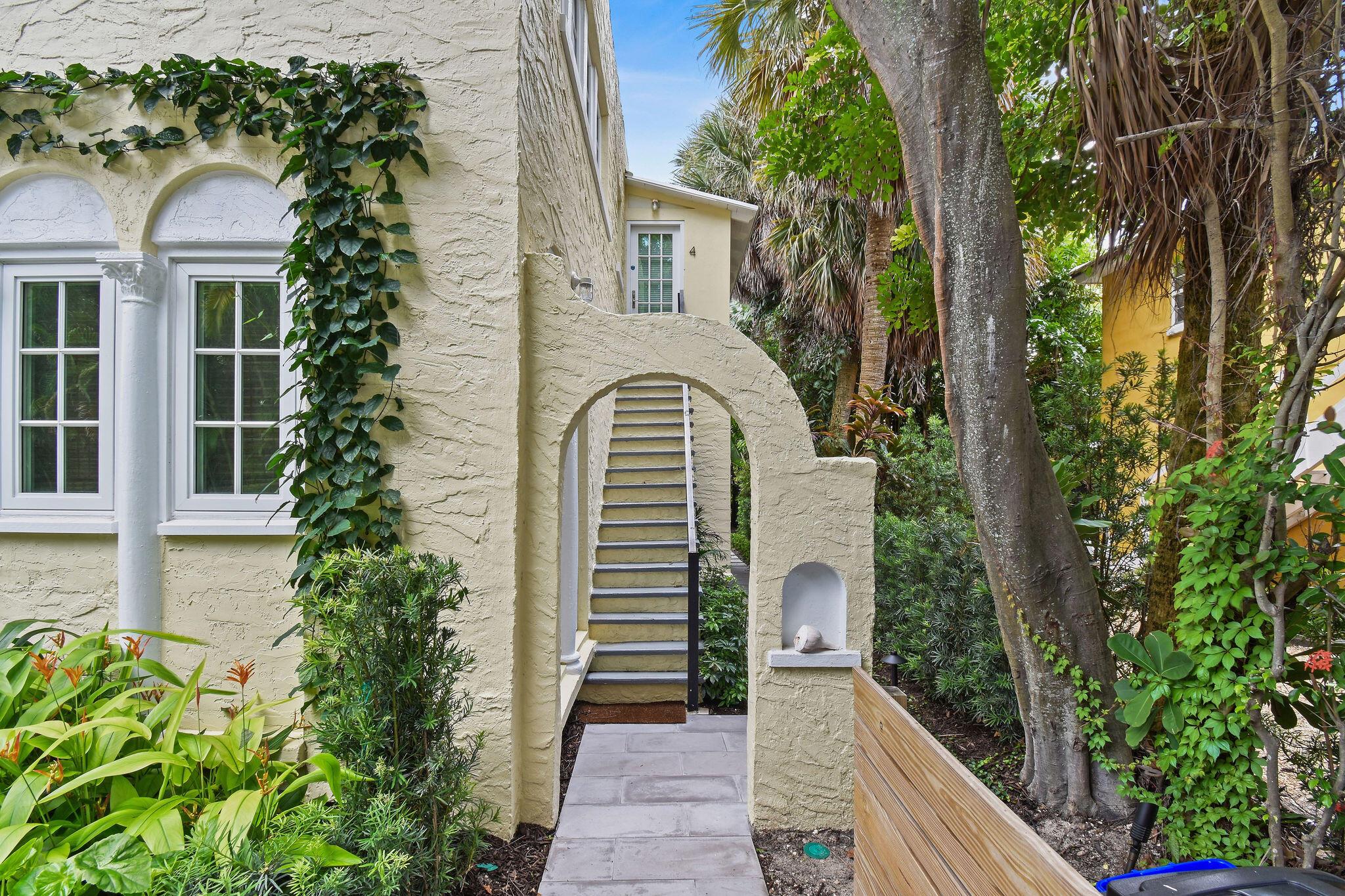 JEANETTE COURT - Commercial Sale