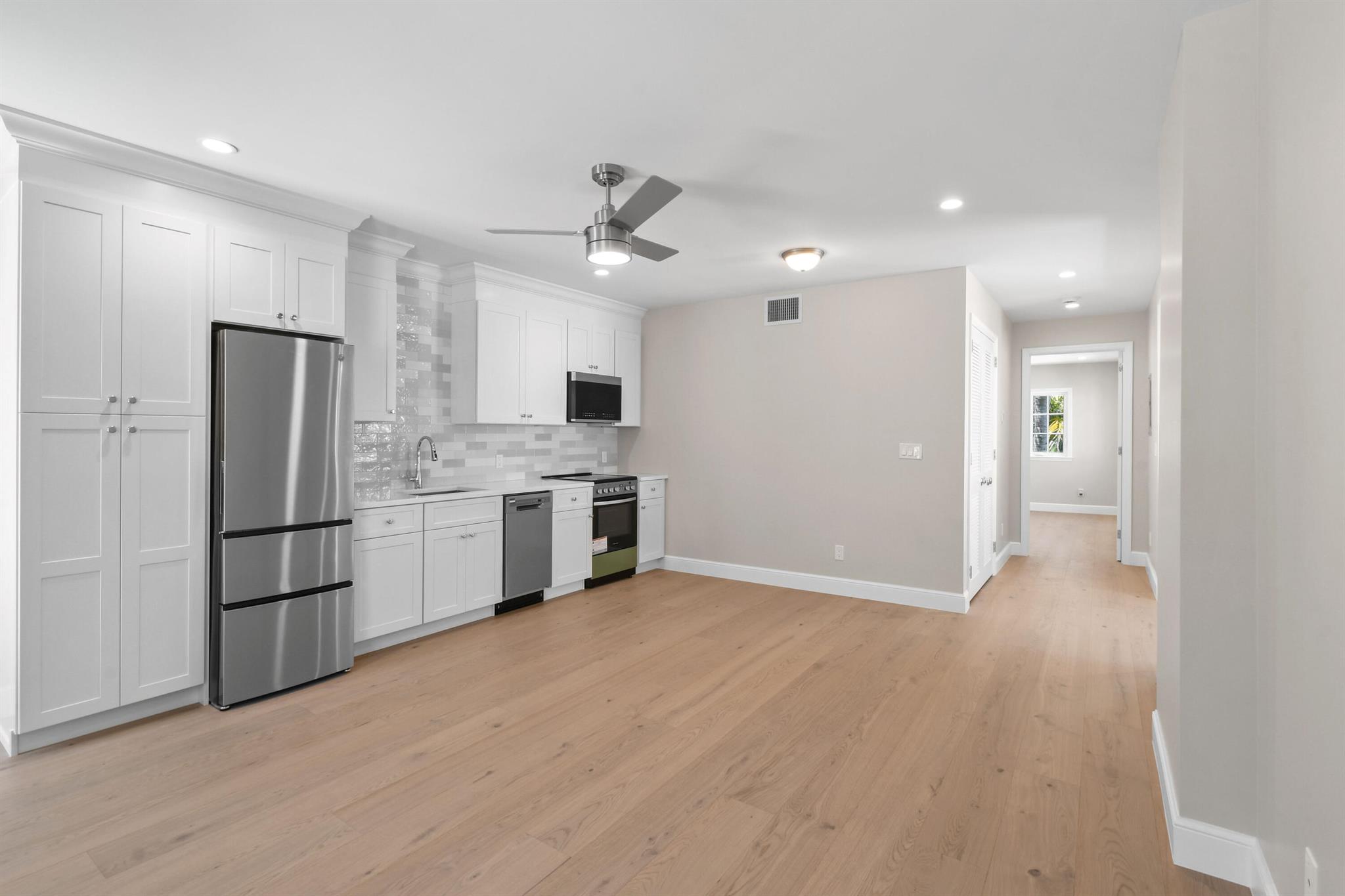 JEANETTE COURT - Commercial Sale