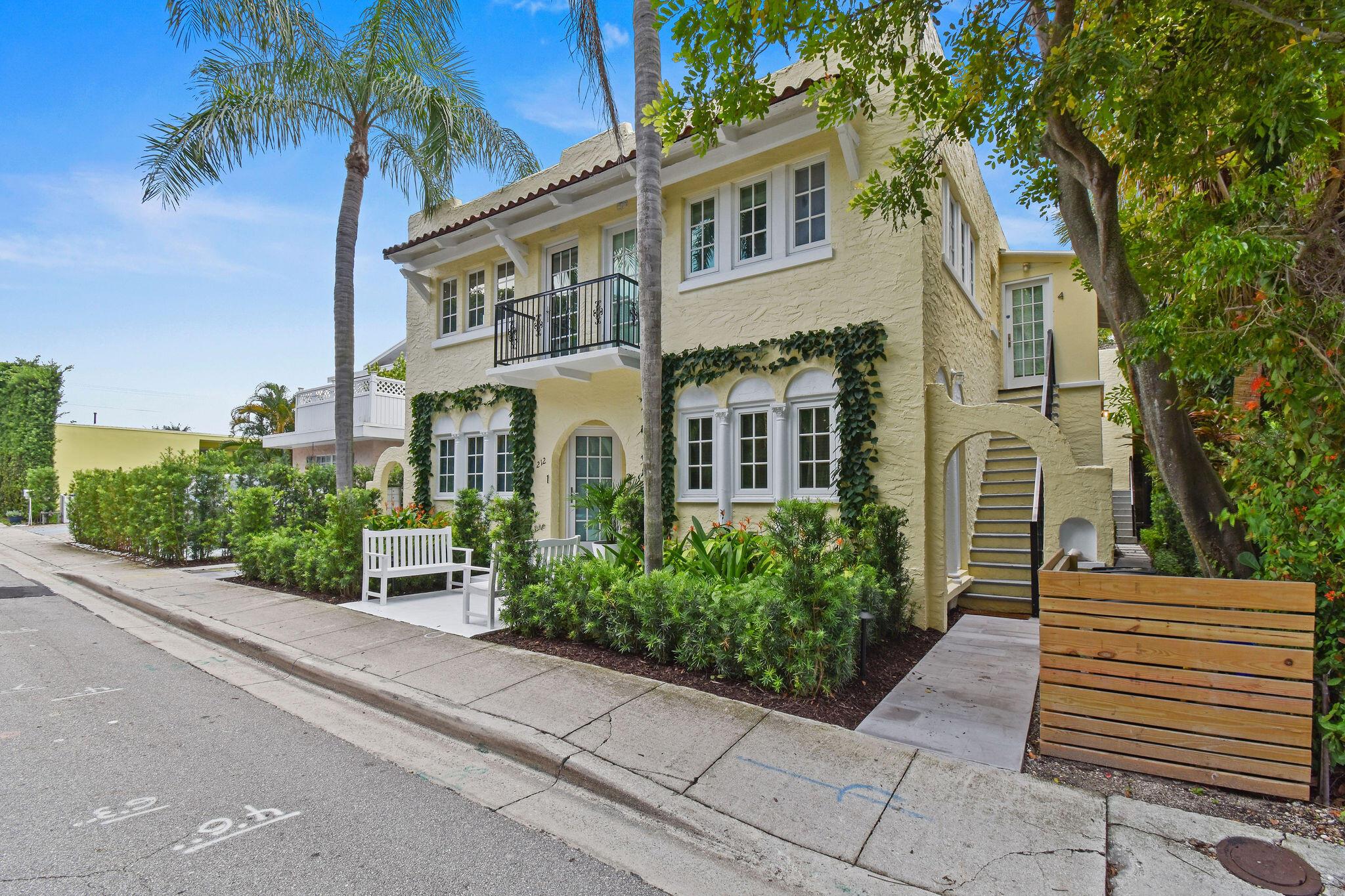 212 Oleander Avenue