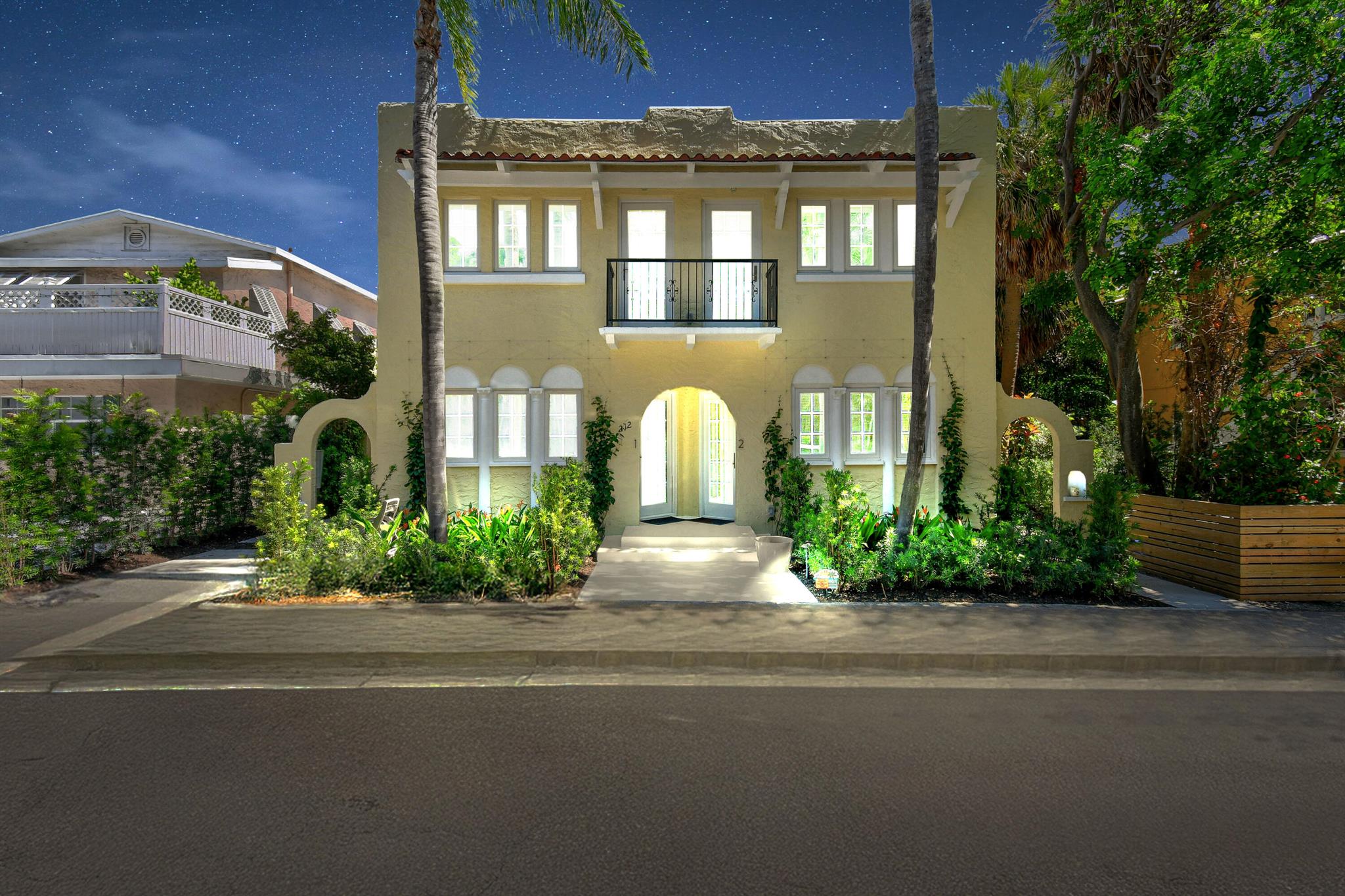 212 Oleander Avenue