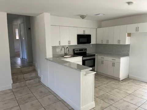 1451 SW 46th Ave, Fort Lauderdale, FL MLS: F10498408