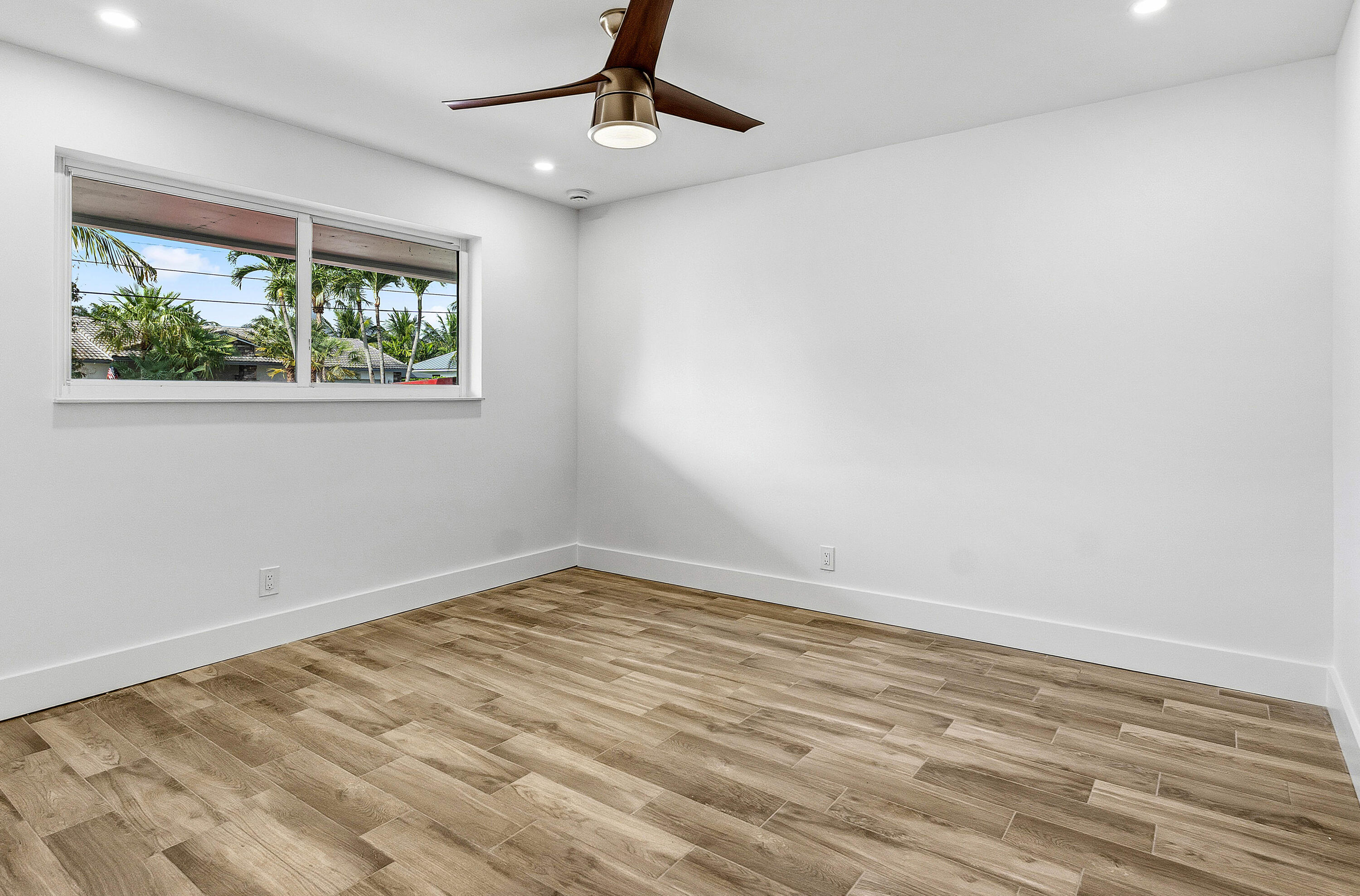 BOCA ISLANDS SEC 3 IN - Residential Lease