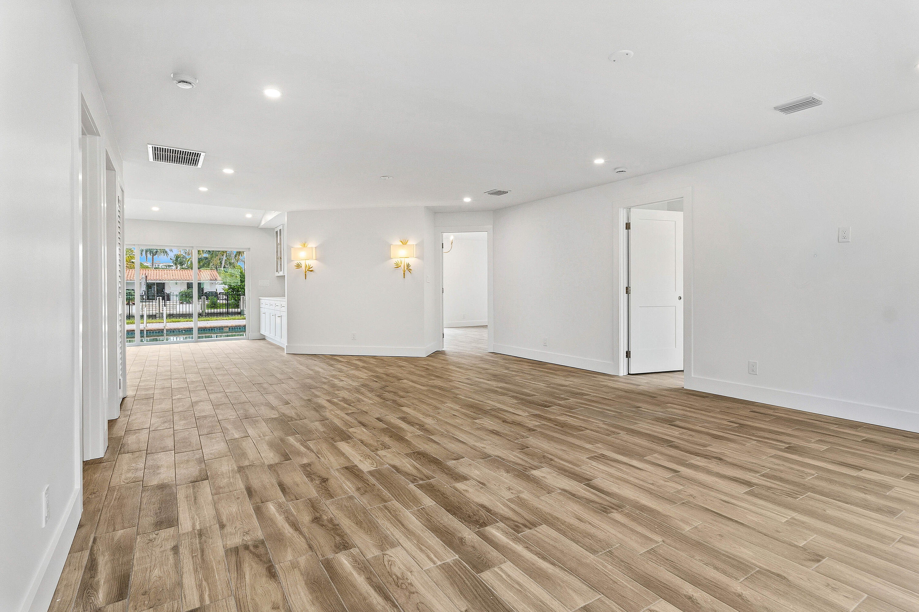 BOCA ISLANDS SEC 3 IN - Residential Lease