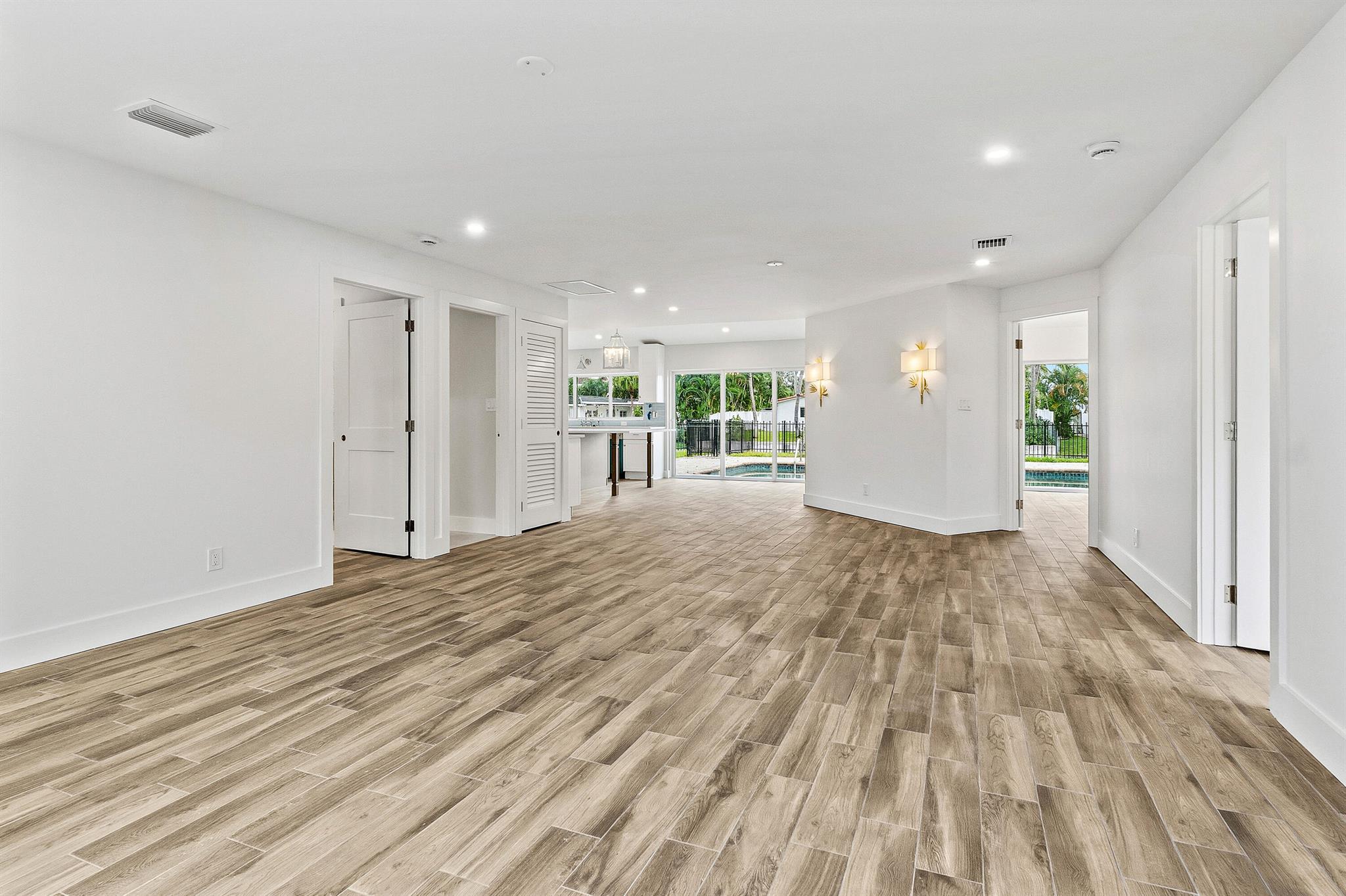 BOCA ISLANDS SEC 3 IN - Residential Lease