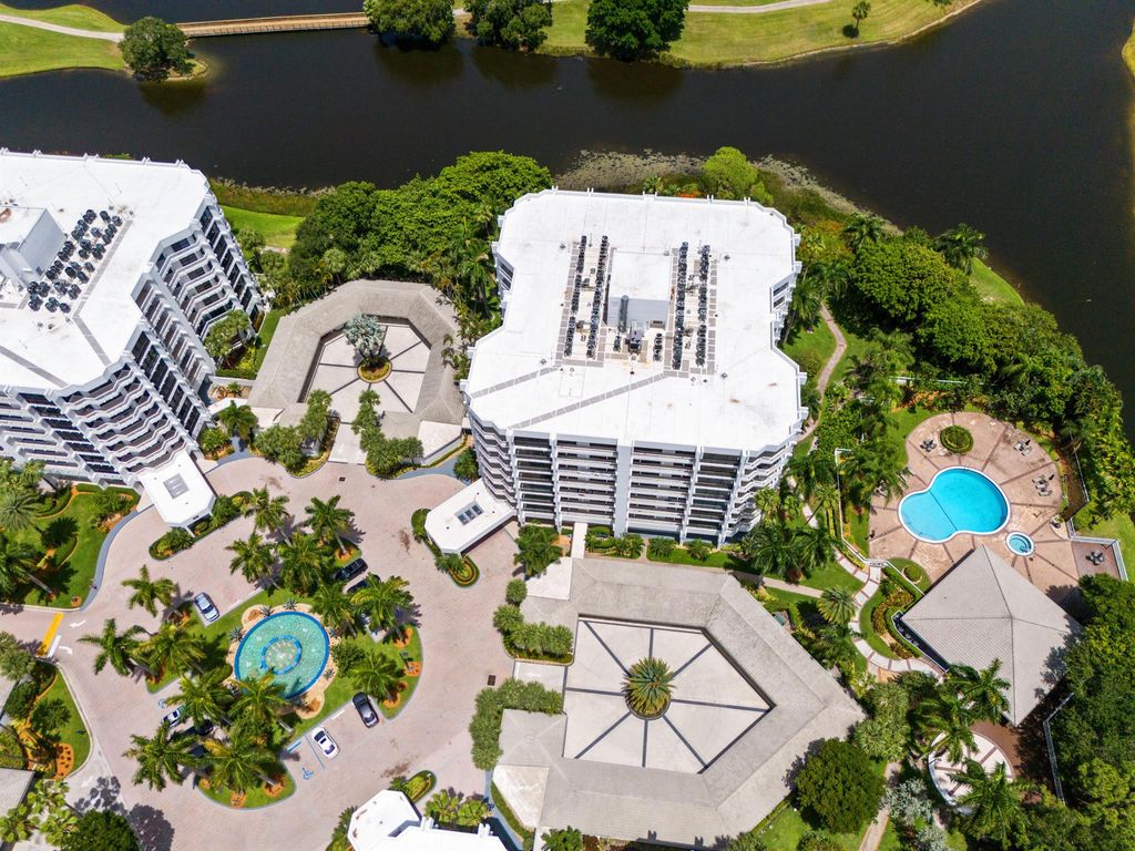 Photo of 20310 Fairway Oaks Drive #161, Boca Raton, FL 33434 (MLS # R11099086)