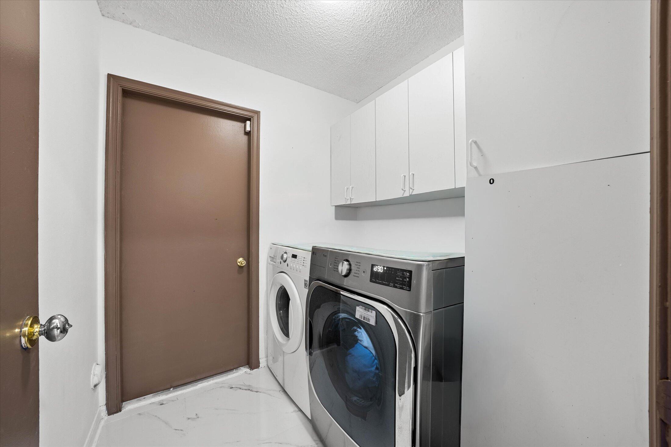 BRIARGATE PLAT - Residential