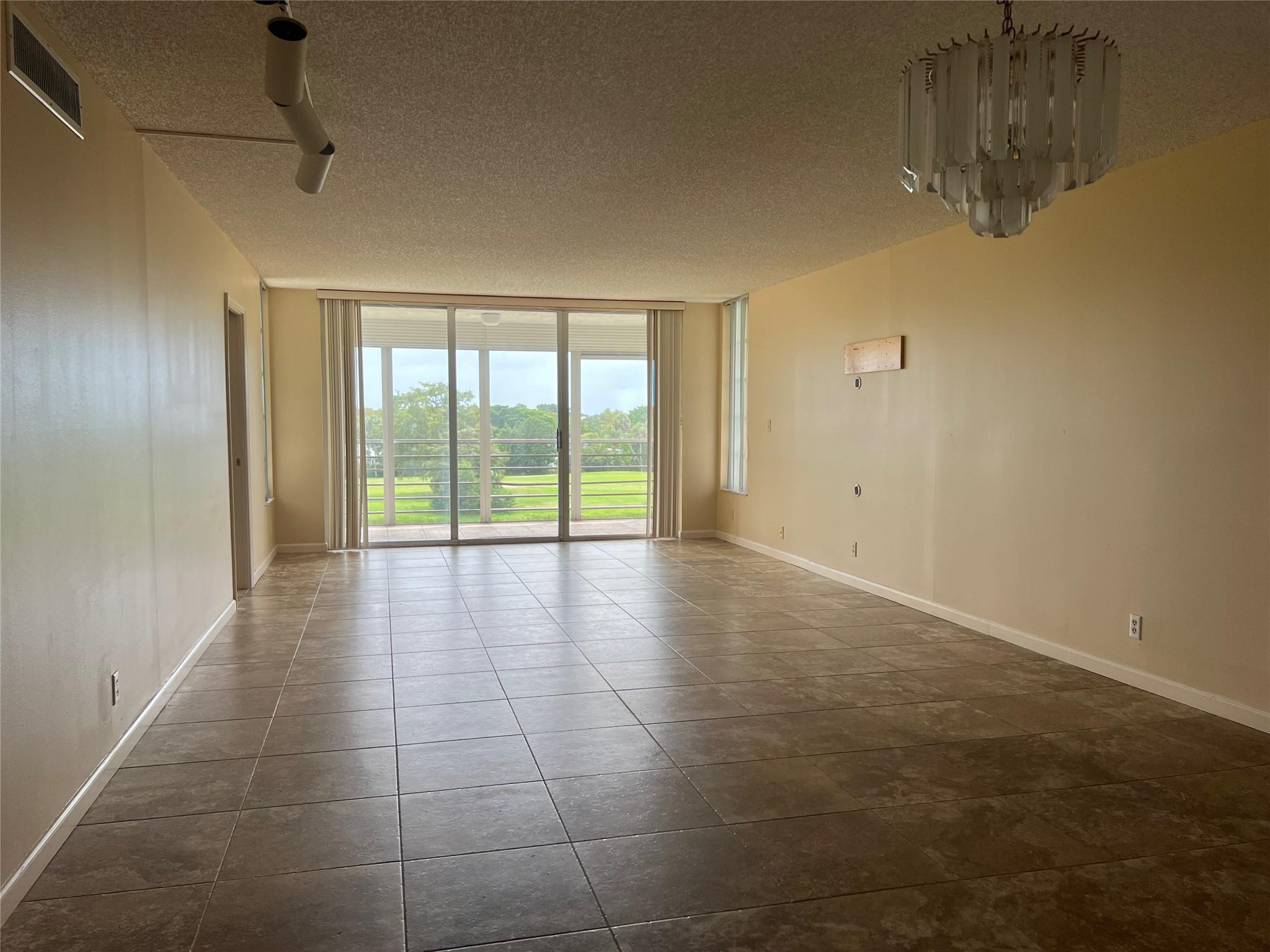 808 Cypress Blvd 504