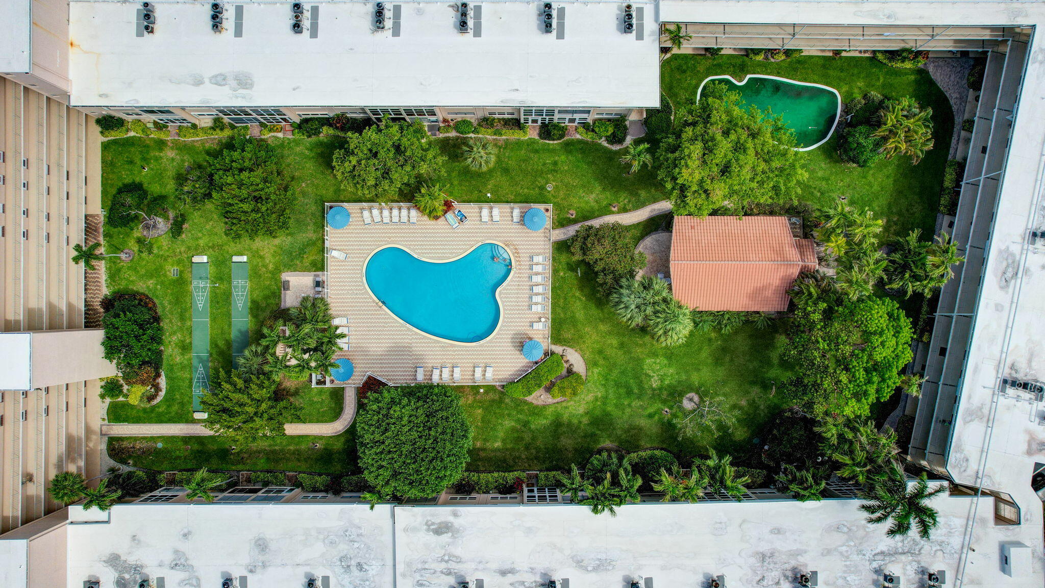 LEISURE GARDENS CONDO - Residential