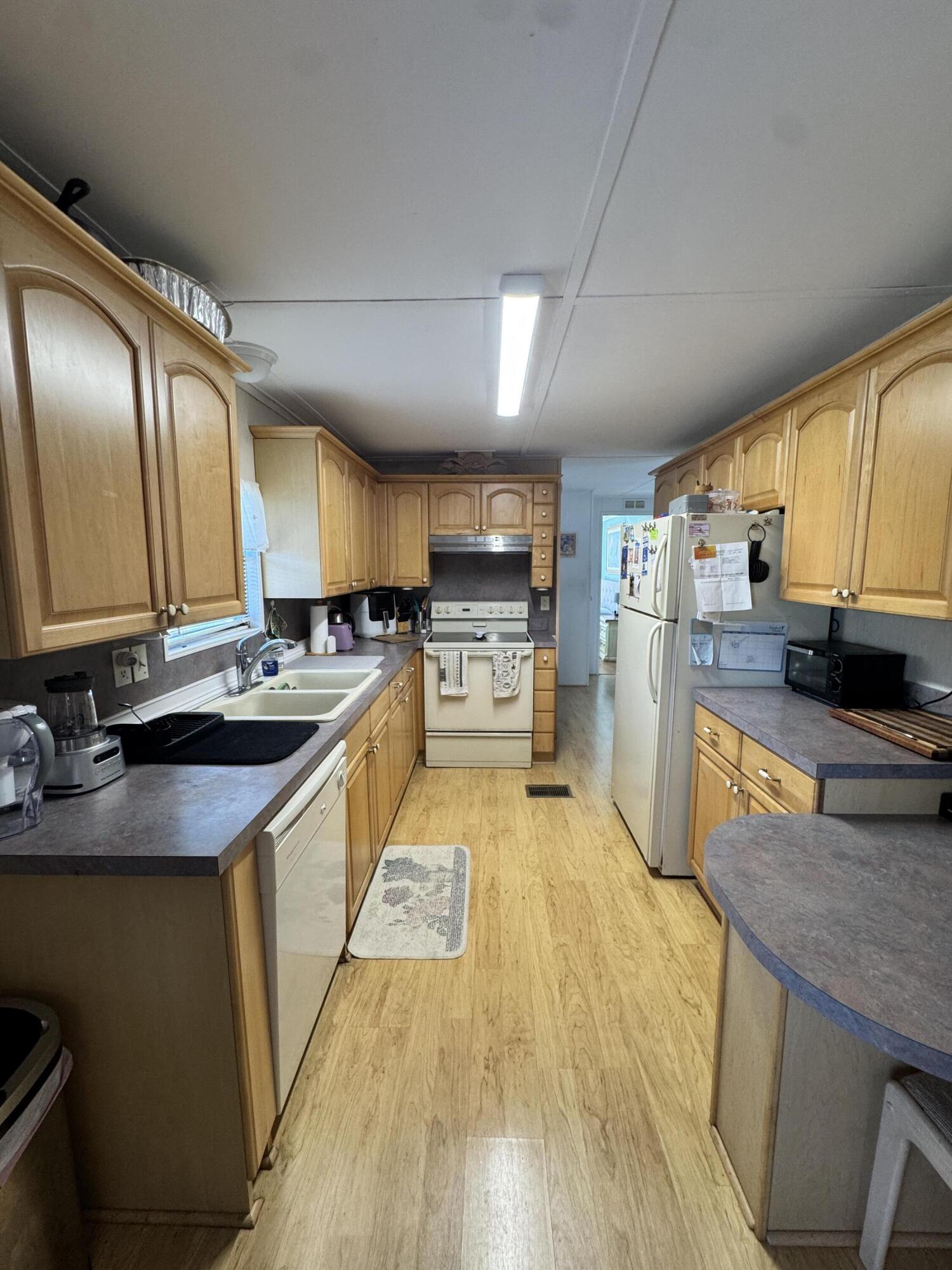 Spanish Lakes Country Club Village - Residential