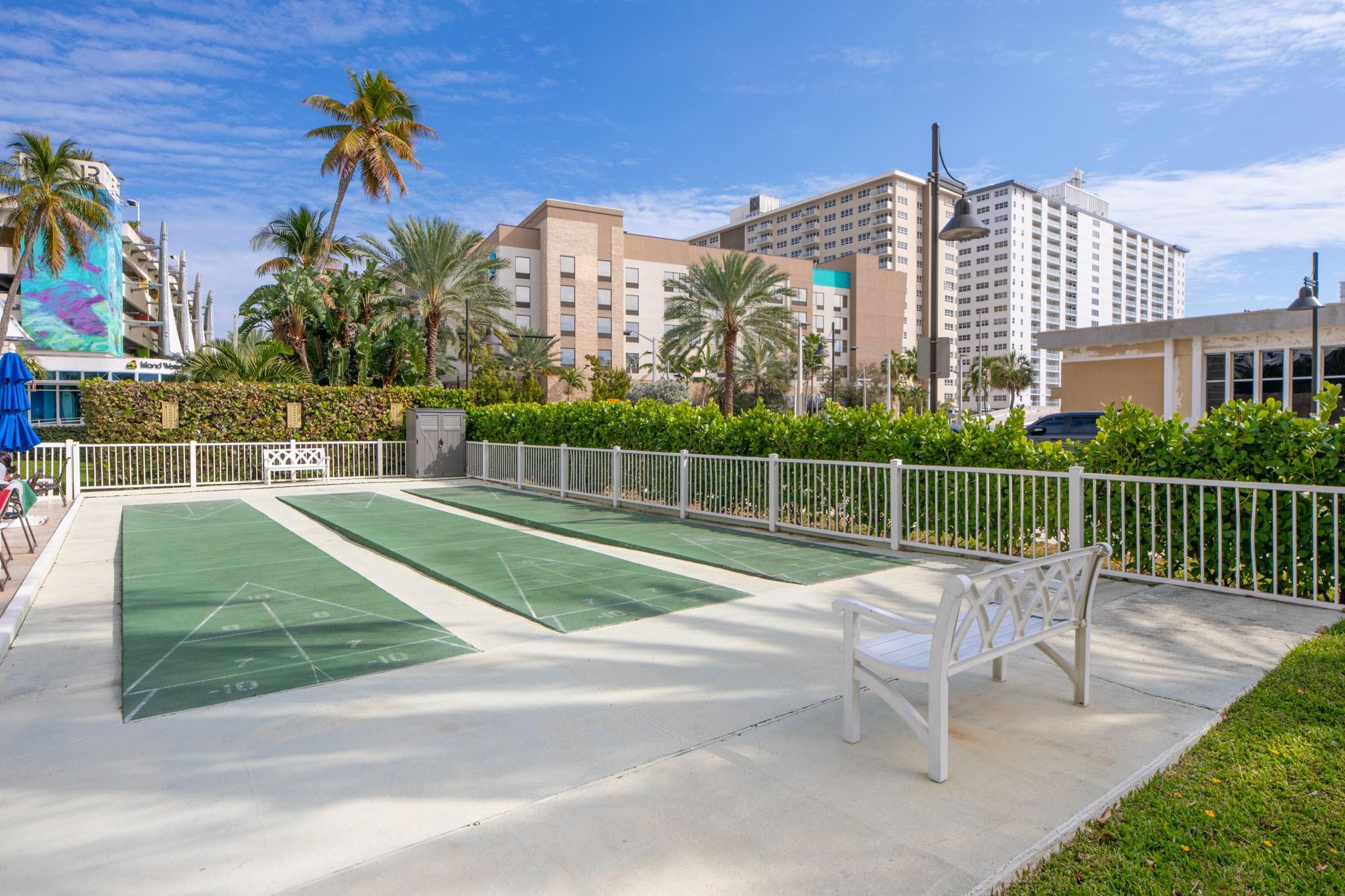 GRANADA HOUSE - Residential