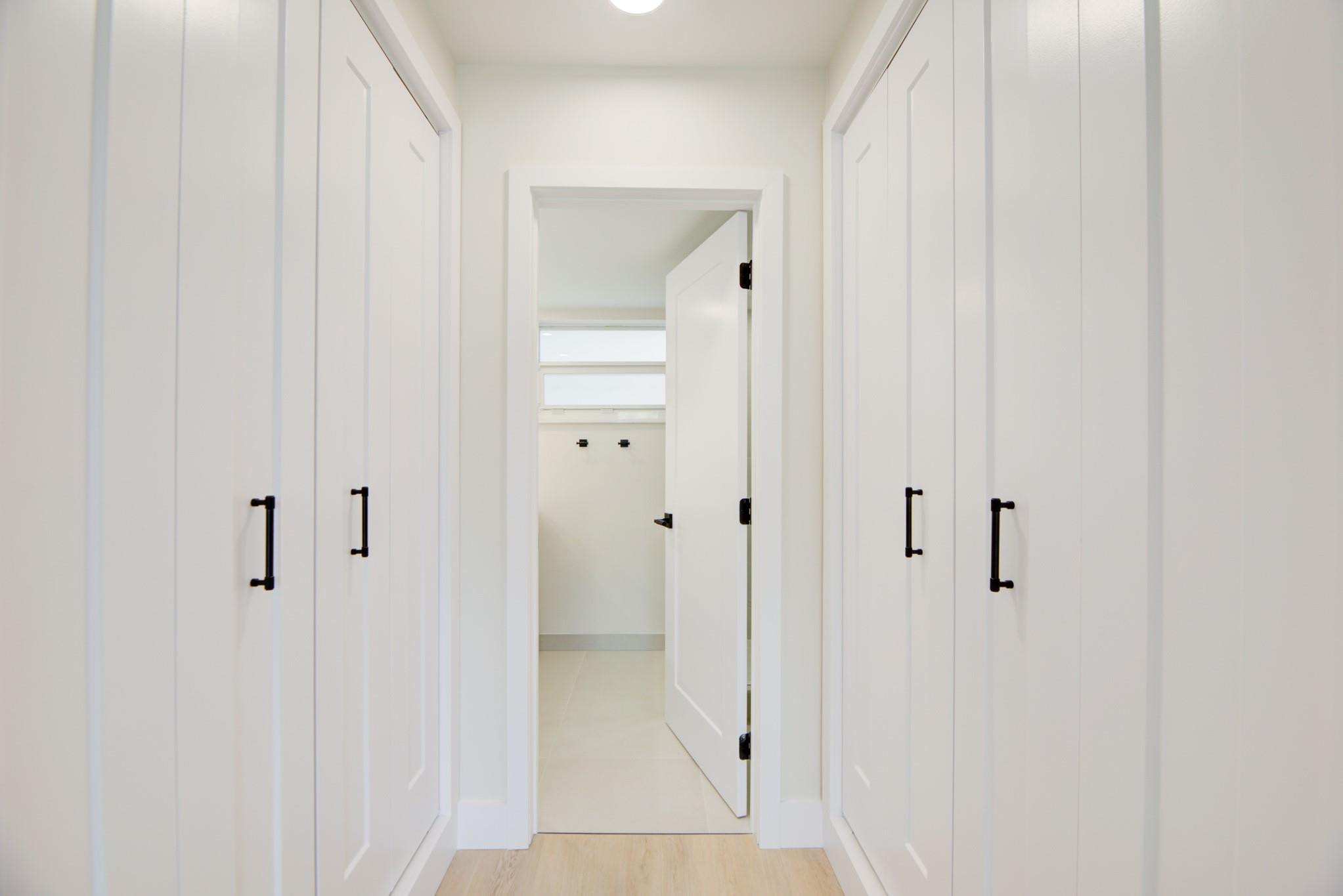 GRANADA HOUSE - Residential