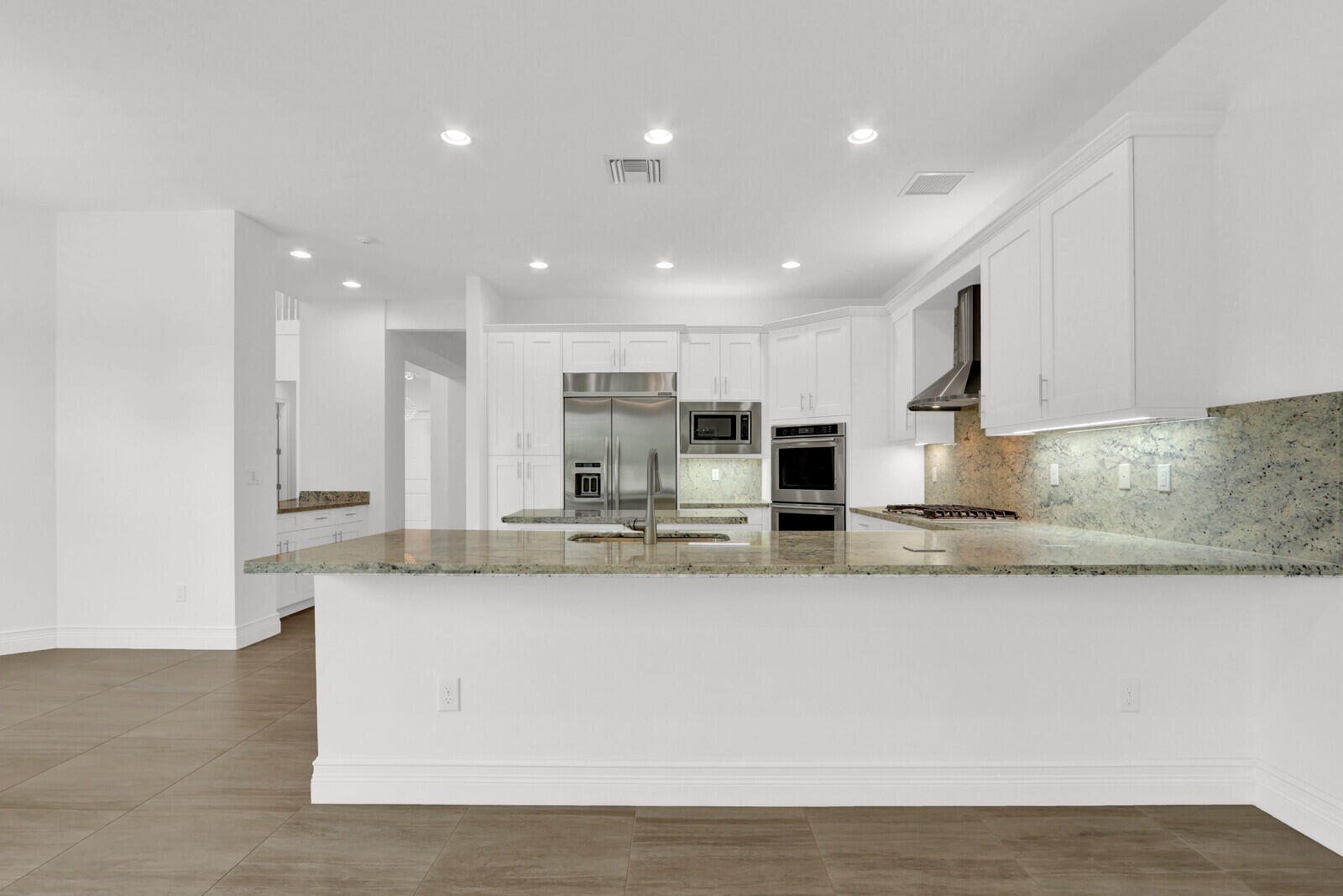 HYDER AGR PUD PL 3 - Residential Lease