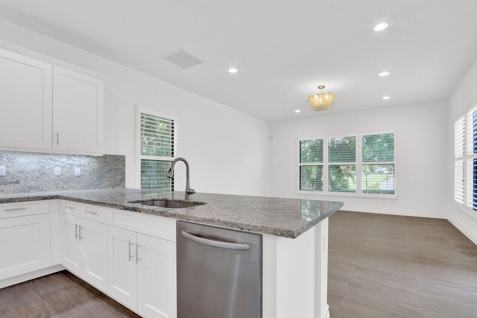 HYDER AGR PUD PL 3 - Residential Lease