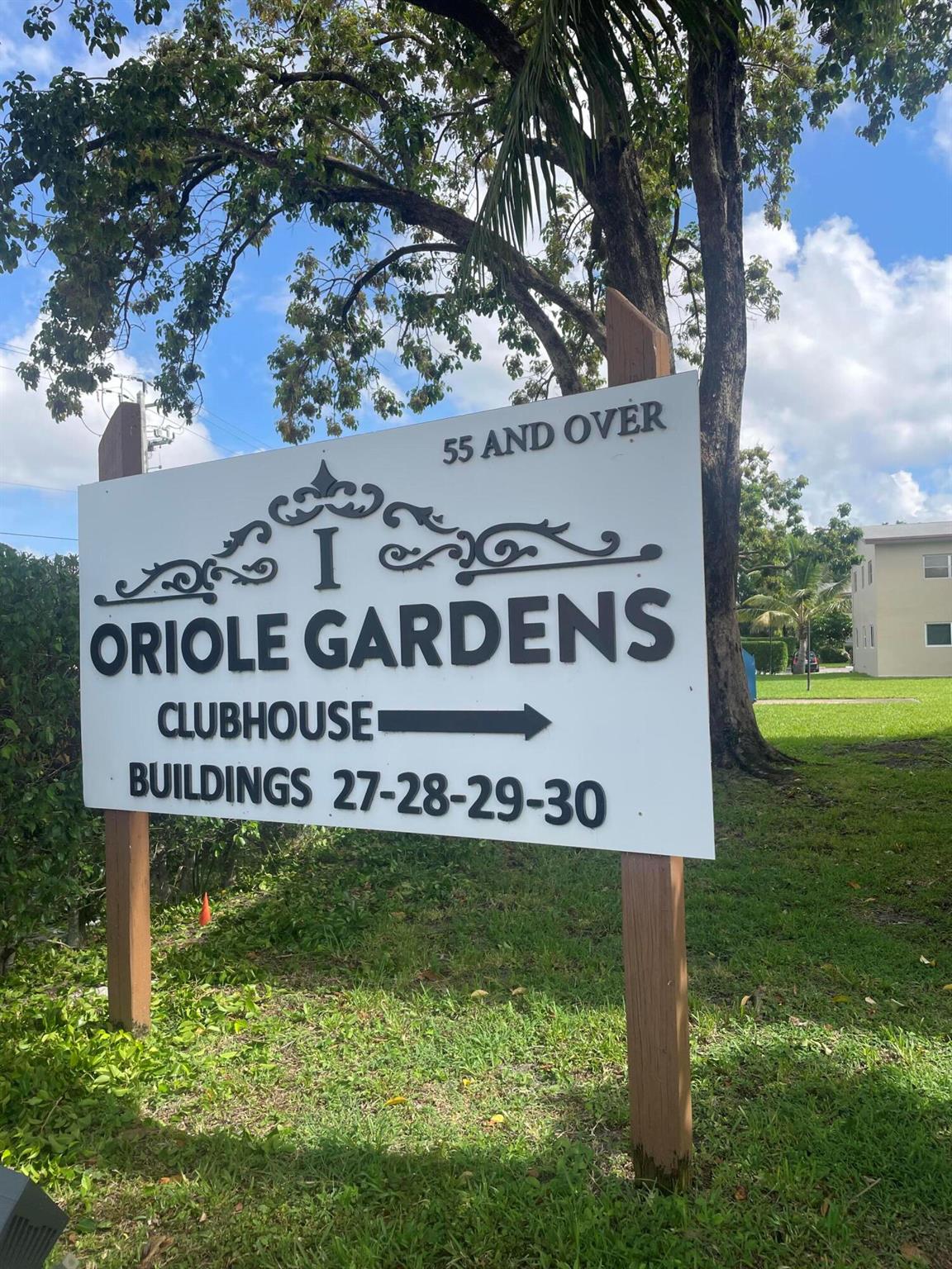 WELL KEPT 2 BEDROOMS, 2 BATH CONDO IN ORIOLE GARDENS.55+ SPACIOUS ROOMS, MASTER HAS WALK IN CLOSET. ONLY ONE CAR ALLOWED PER UNIT. BASIC CABLE/WIFI, WATER, TRASH, PEST CONTROL INCLUDED.AMENITIES INCLUDE A CLUBHOUSE, POOL, LIBRARY, & MORE CLOSE TO SHOPPING, RESTAURANTS & MOREASSOCIATION REQUIREMENTS: STATES 55+, REQUIRES 675+ CREDIT SCORE