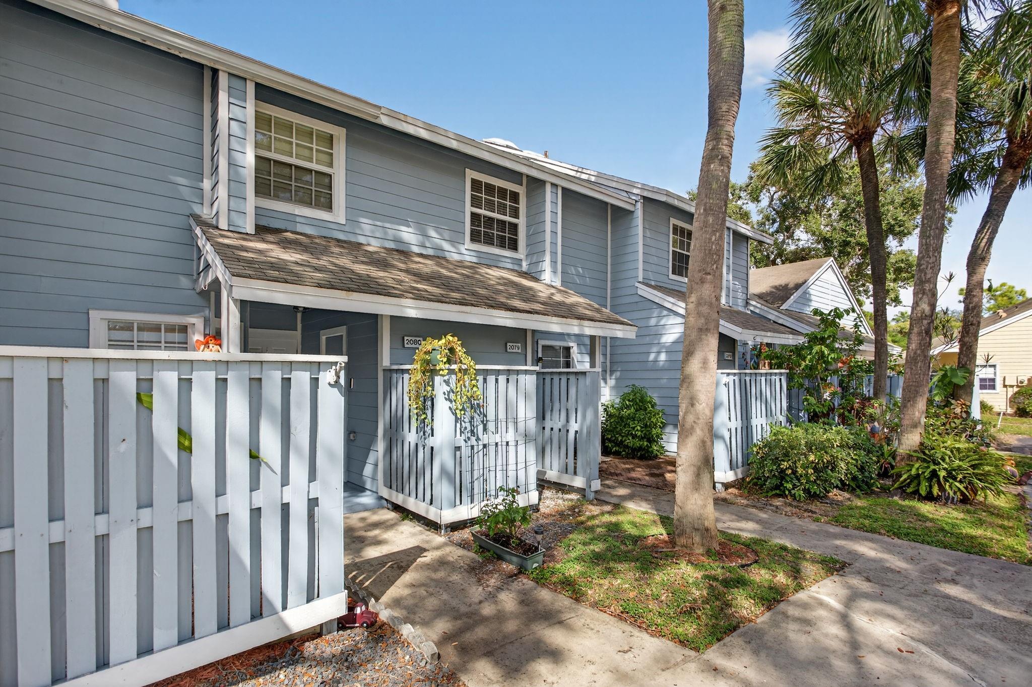 PLAYERS PLACE - Residential