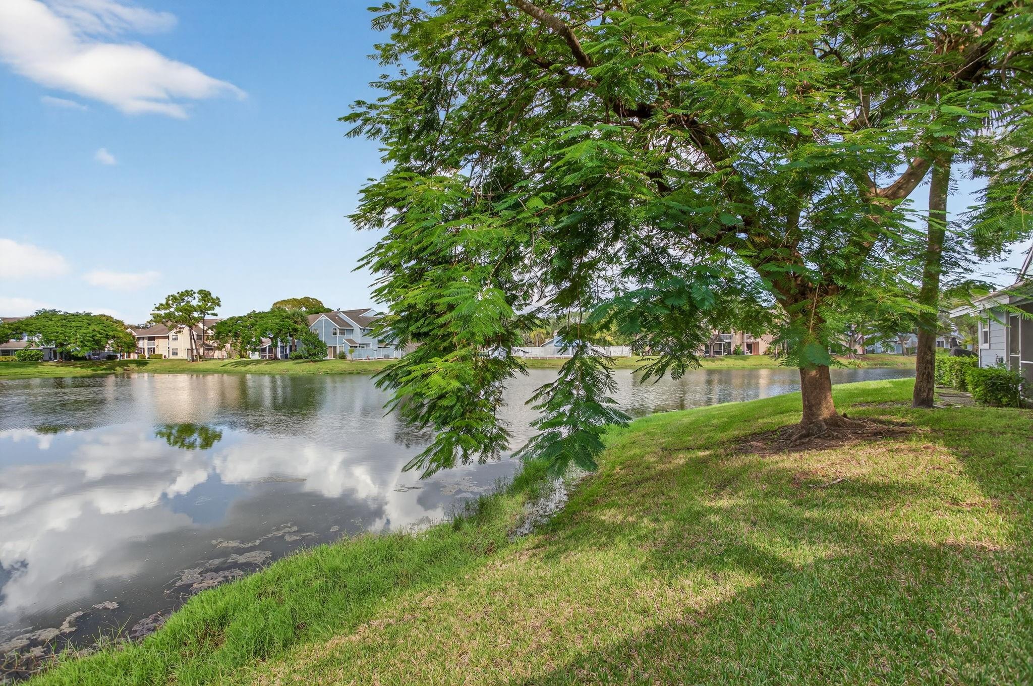 PLAYERS PLACE - Residential