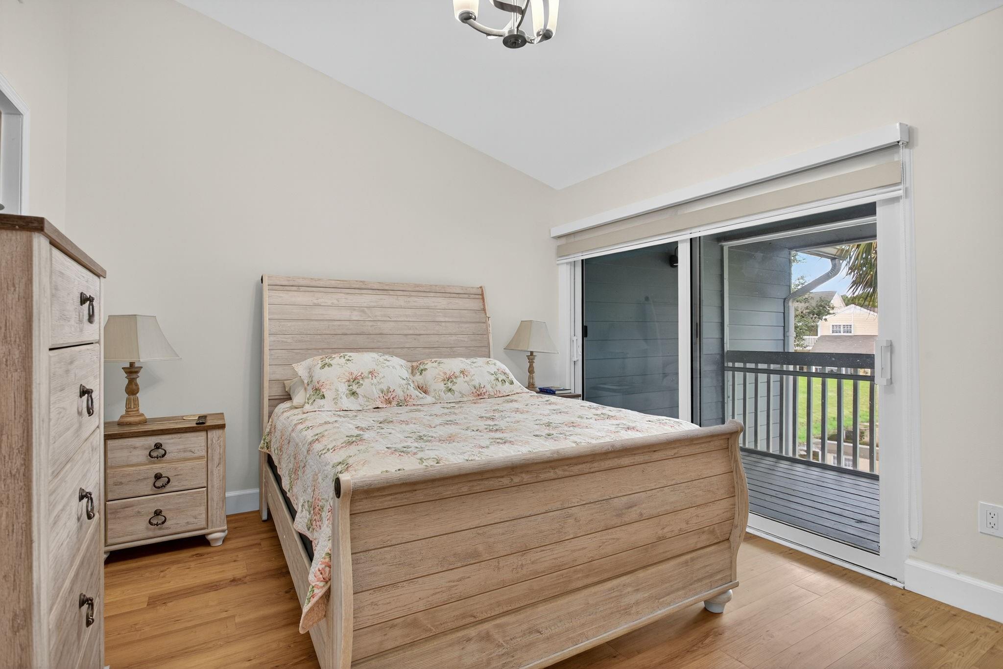 PLAYERS PLACE - Residential