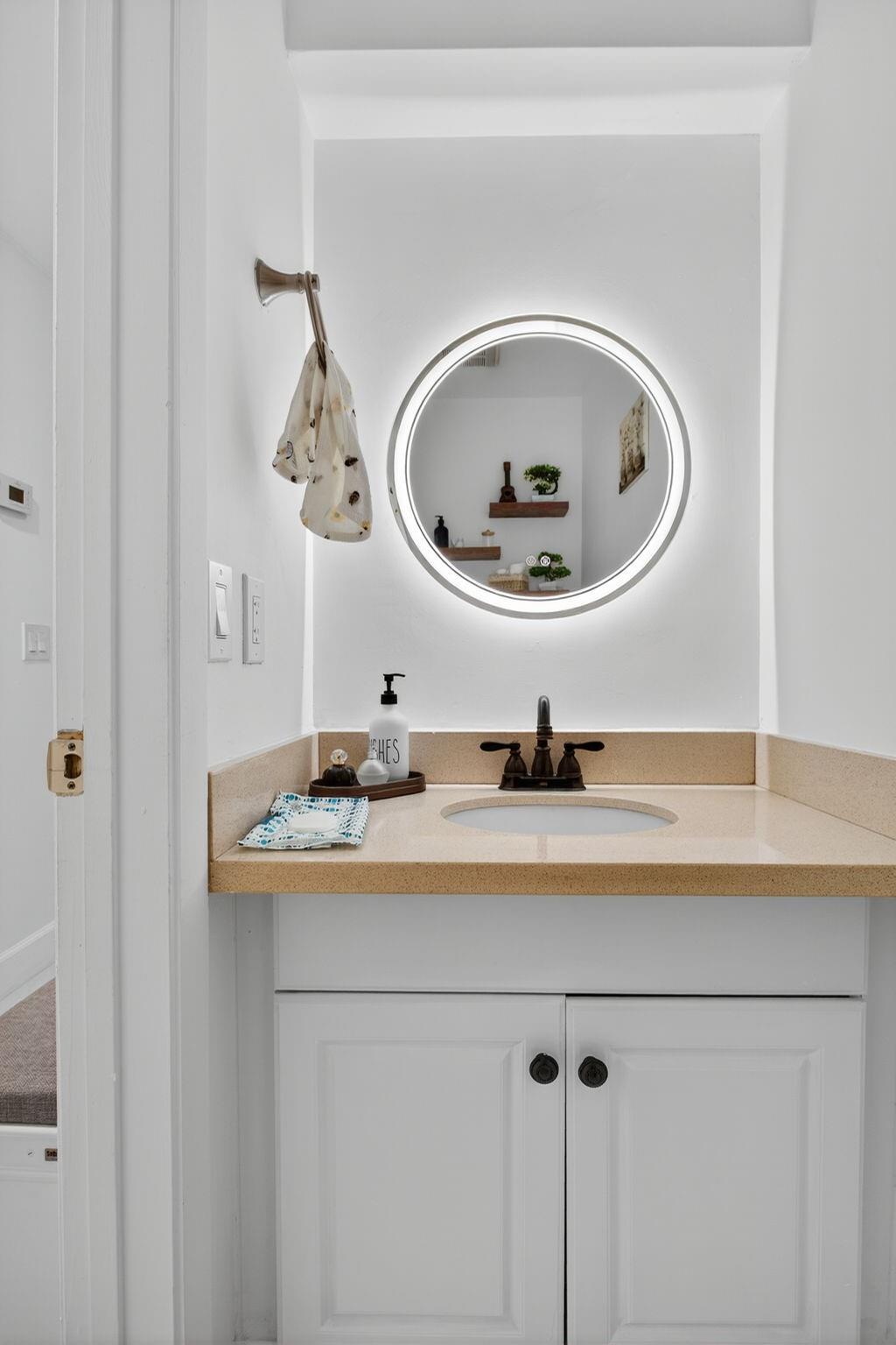 PLAYERS PLACE - Residential