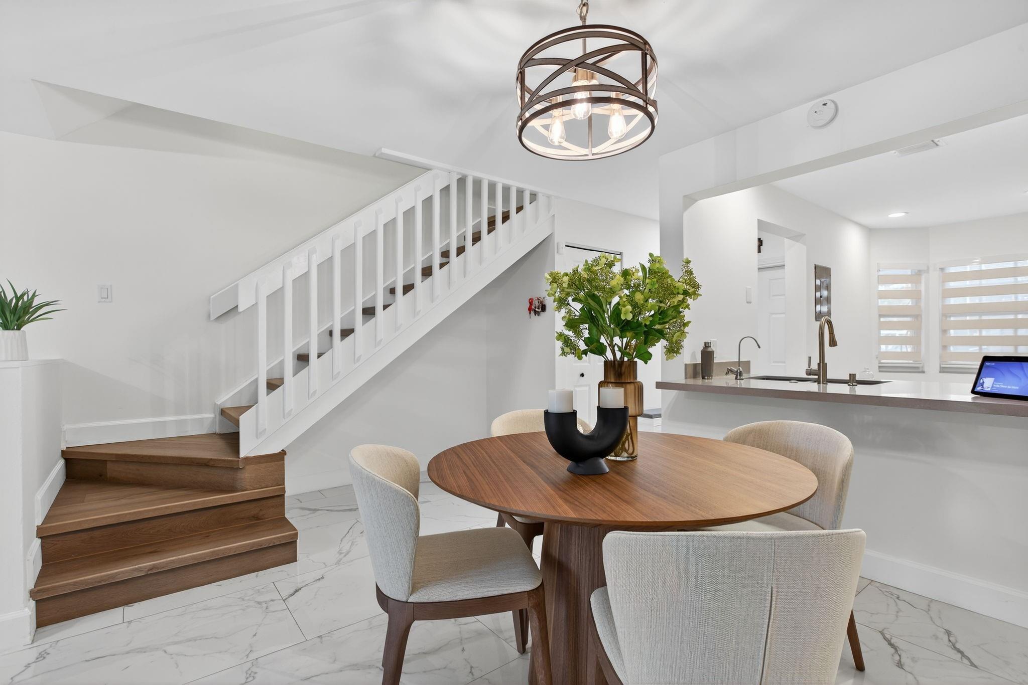 PLAYERS PLACE - Residential