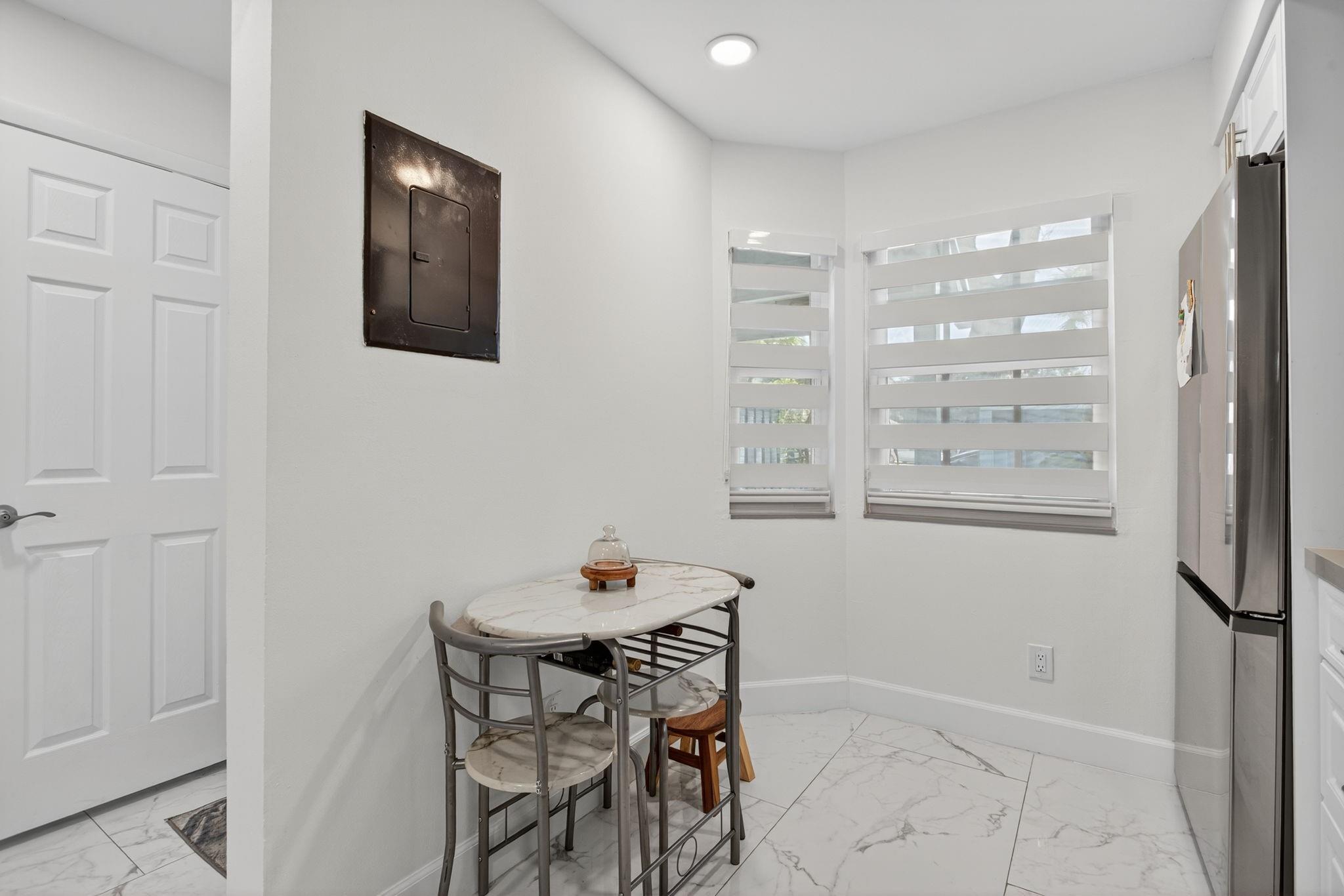 PLAYERS PLACE - Residential