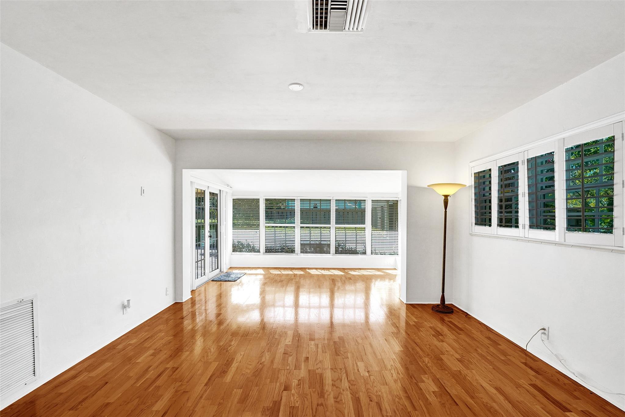 Lauderdale Harbors - Residential