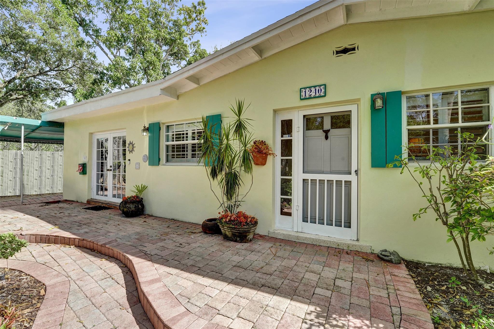 Lauderdale Harbors - Residential